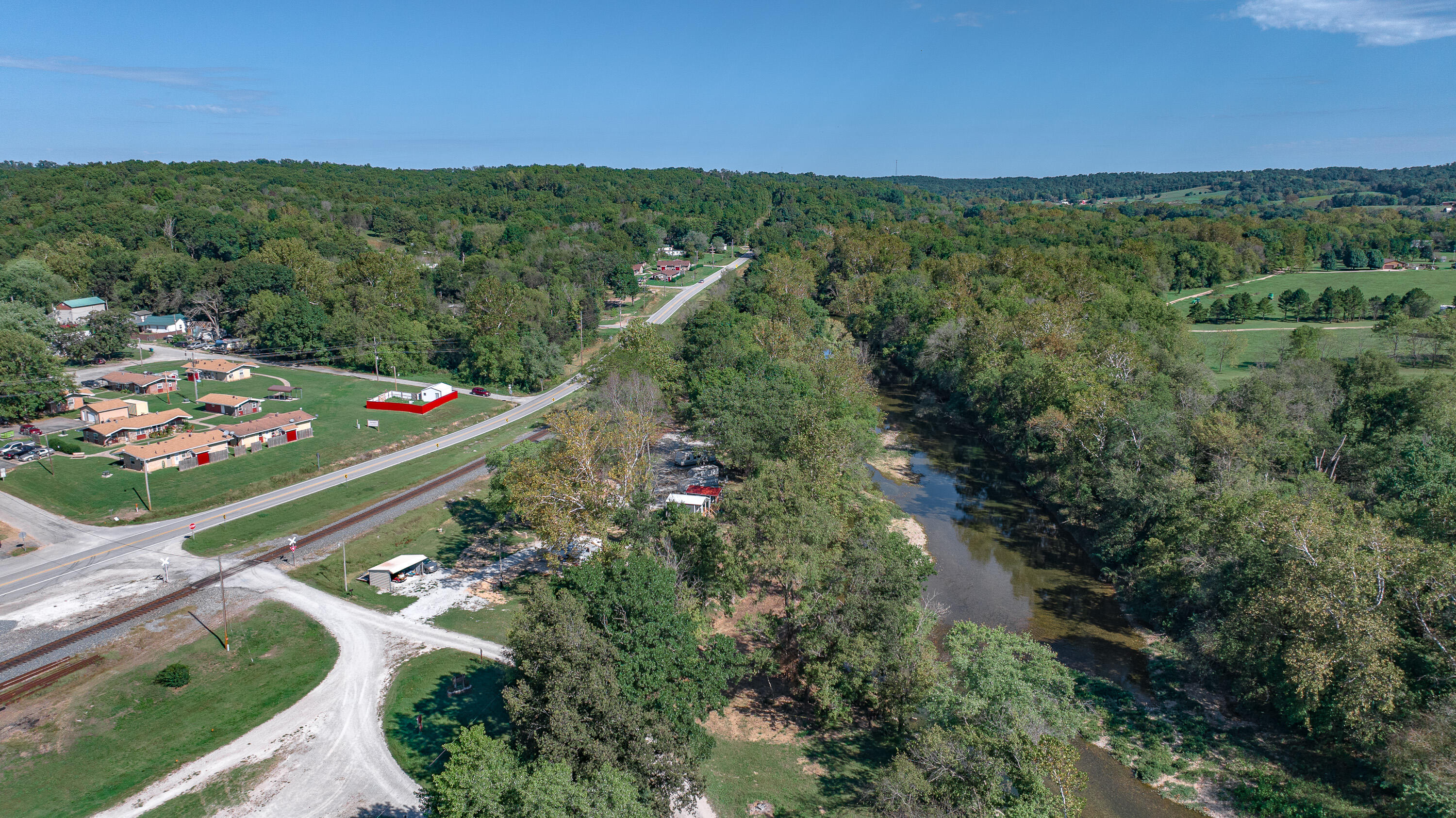 main property photo 27