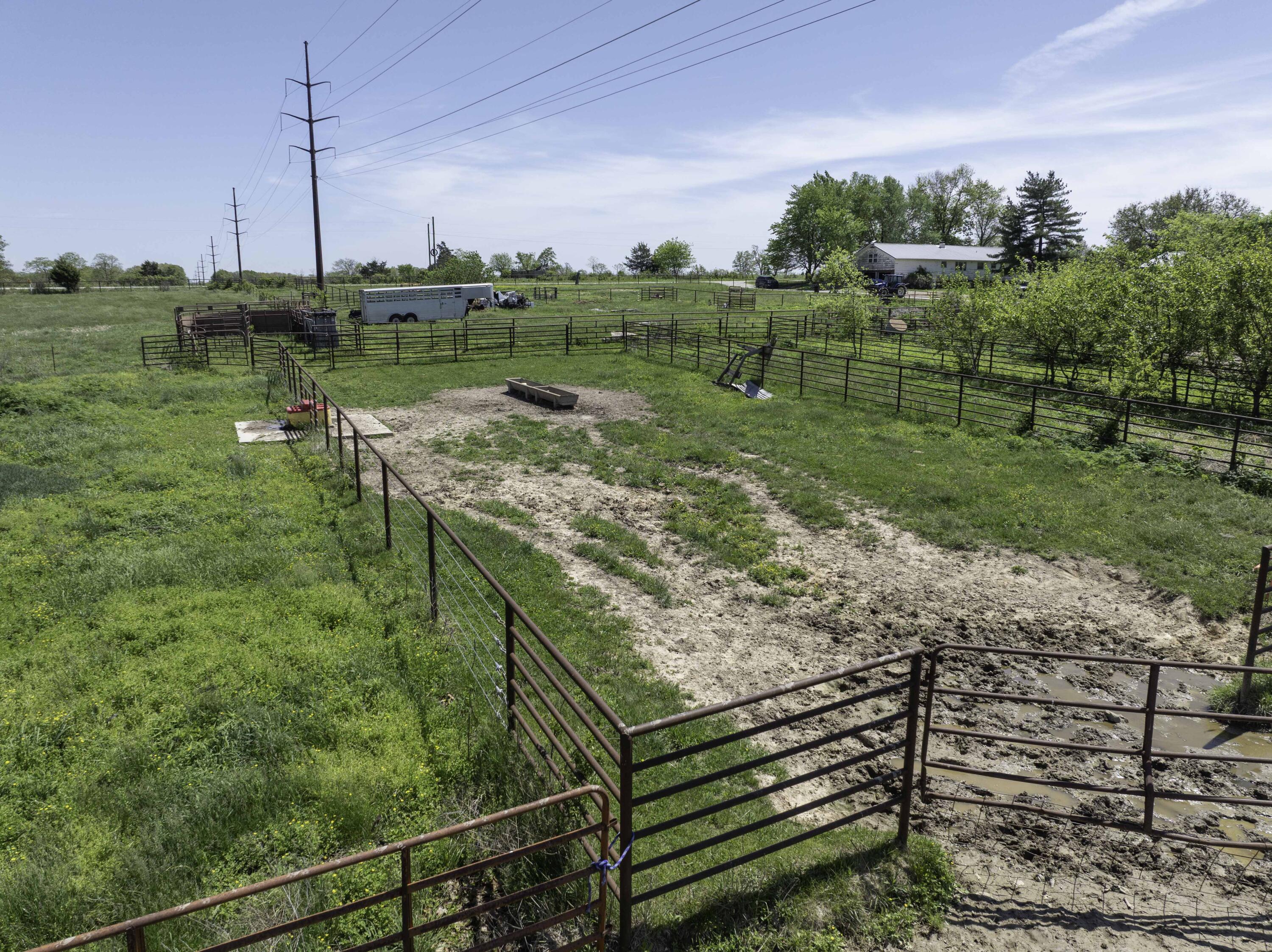main property photo 12