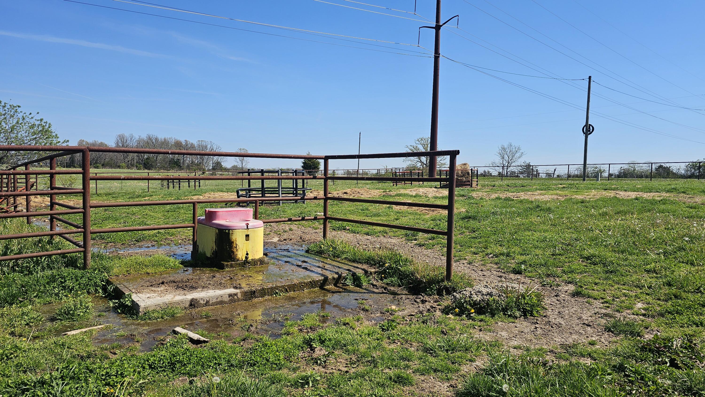 main property photo 17