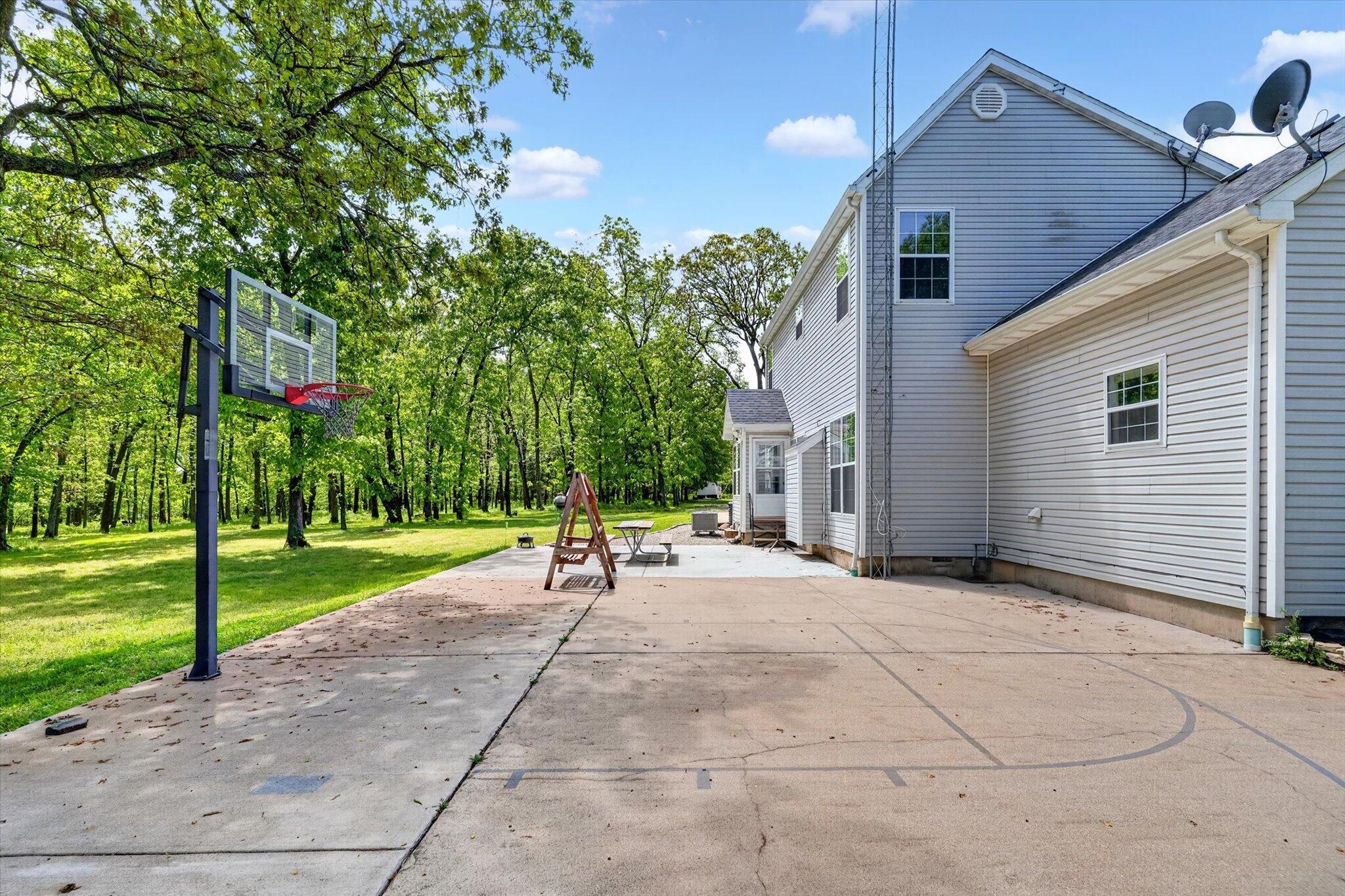 main property photo 48