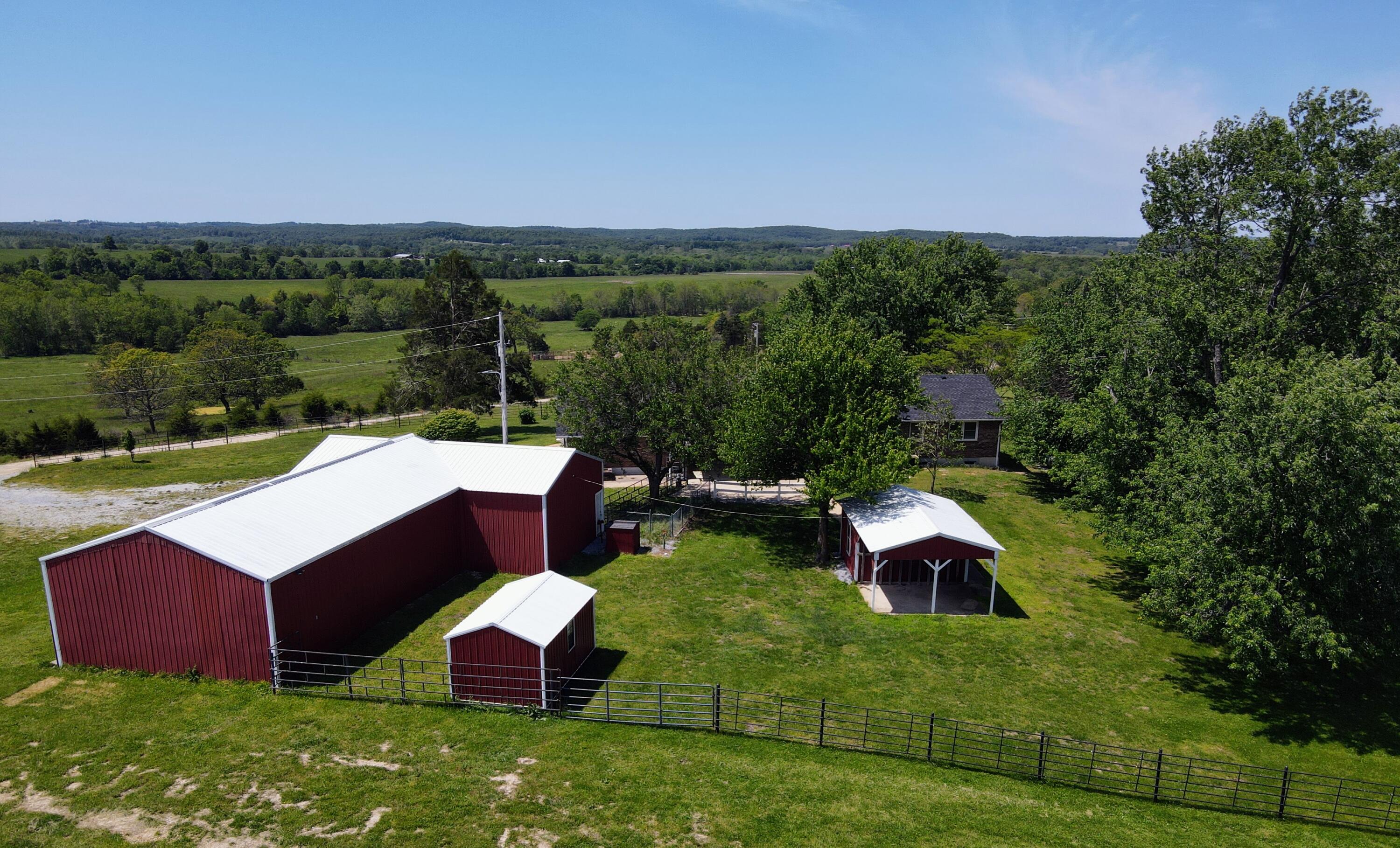 main property photo 9