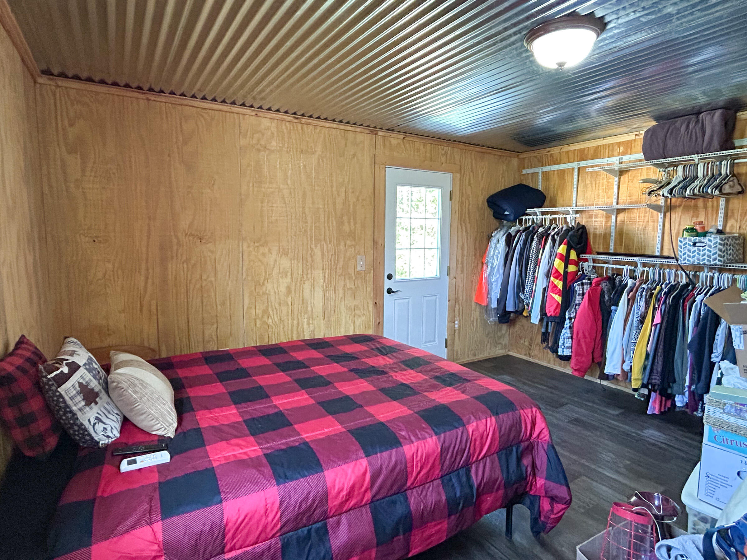 main property photo 17