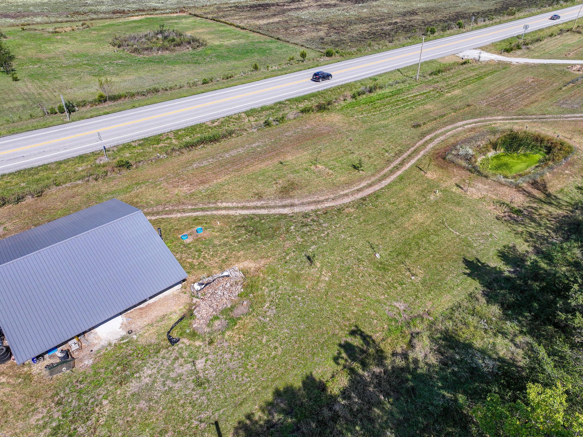 main property photo 4