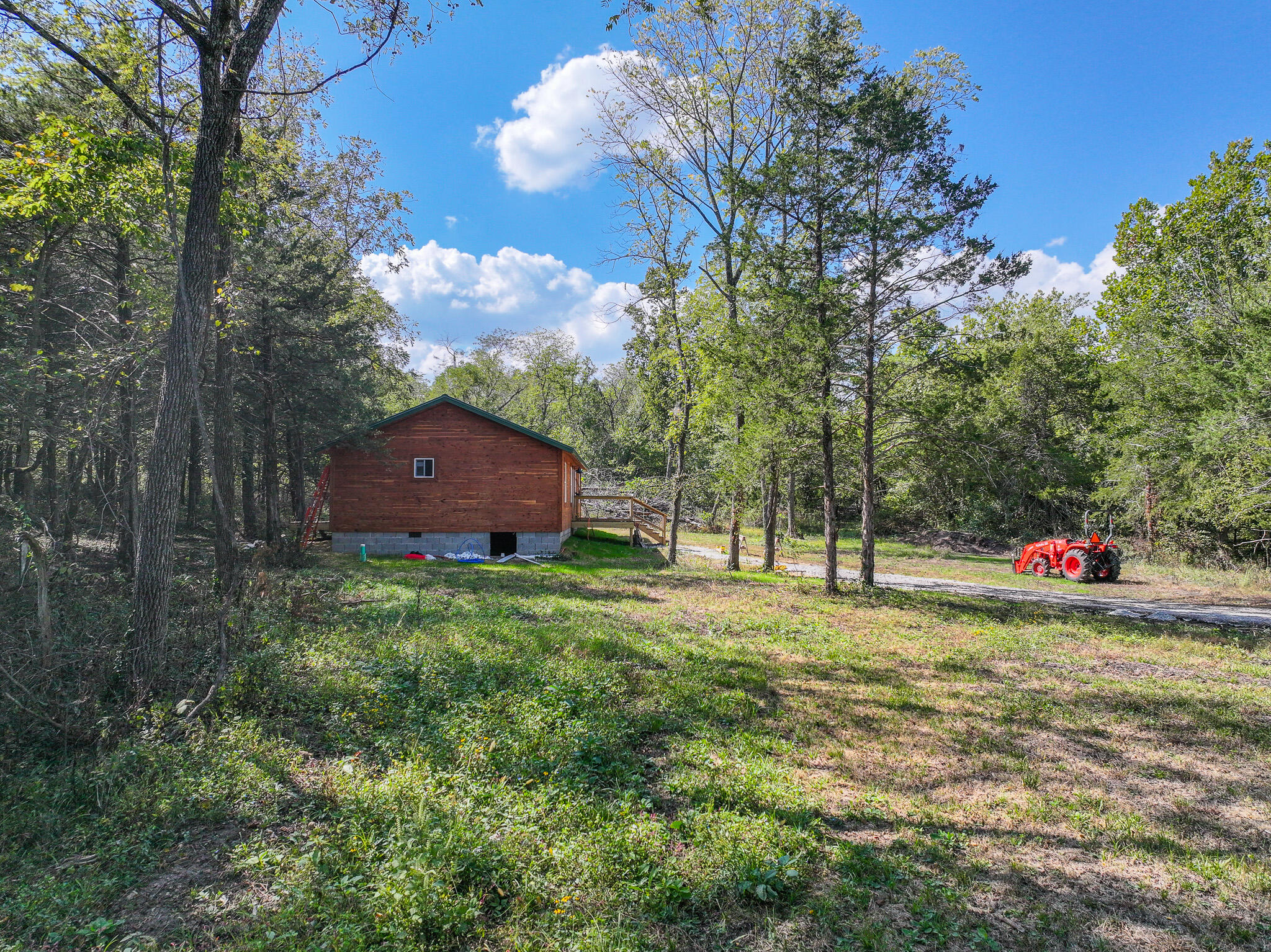 main property photo 8