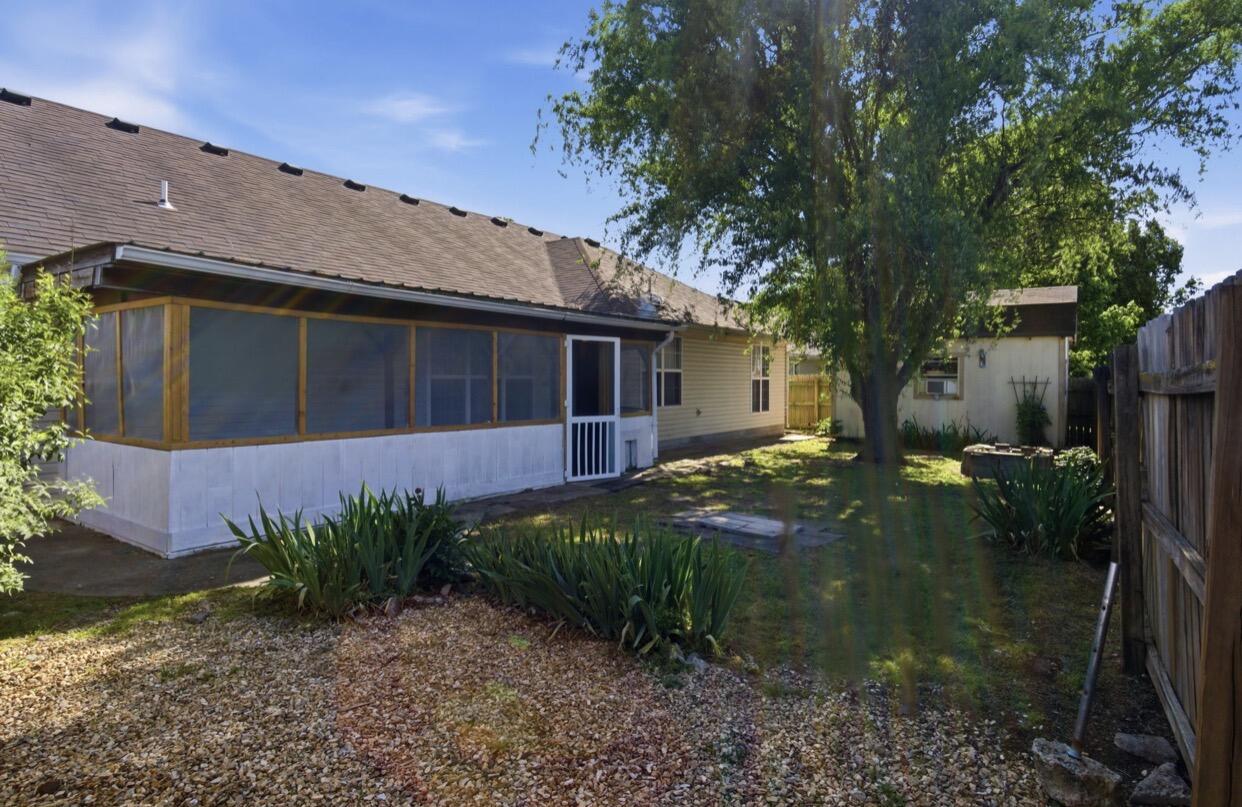 property viewer photo 36
