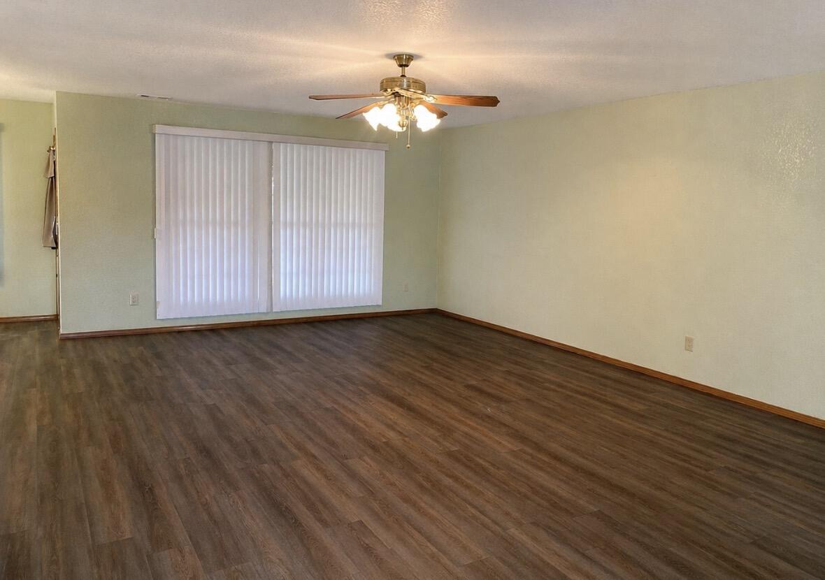 property viewer photo 9