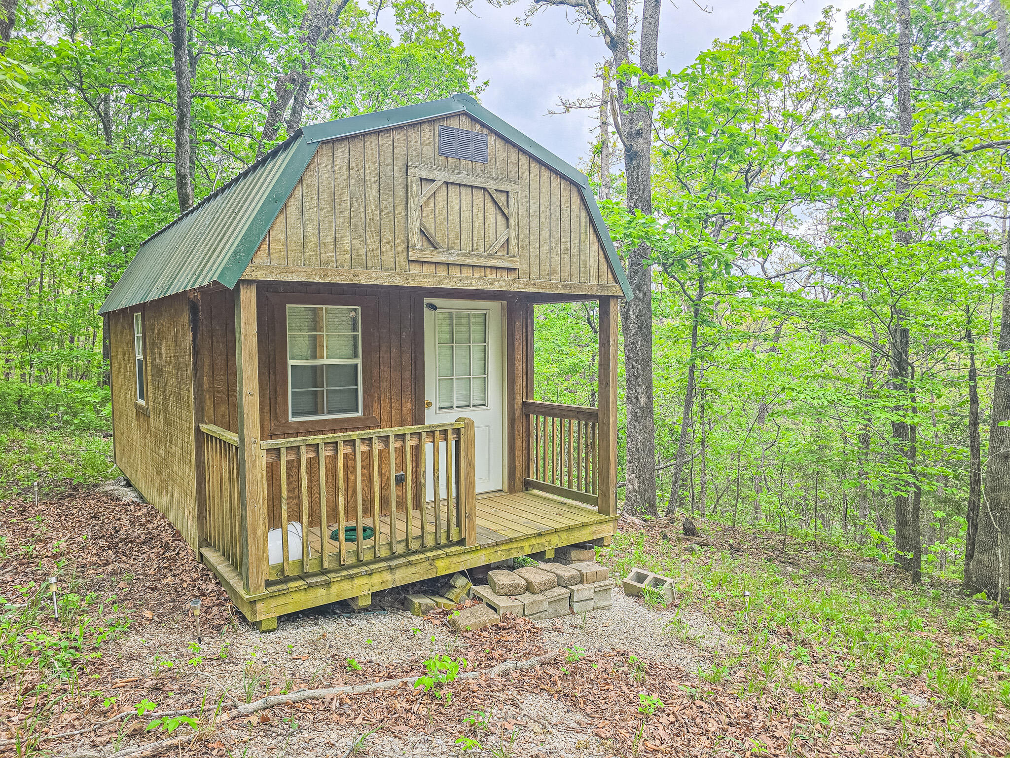 main property photo 0