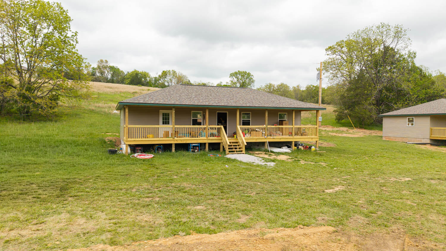 main property photo 11