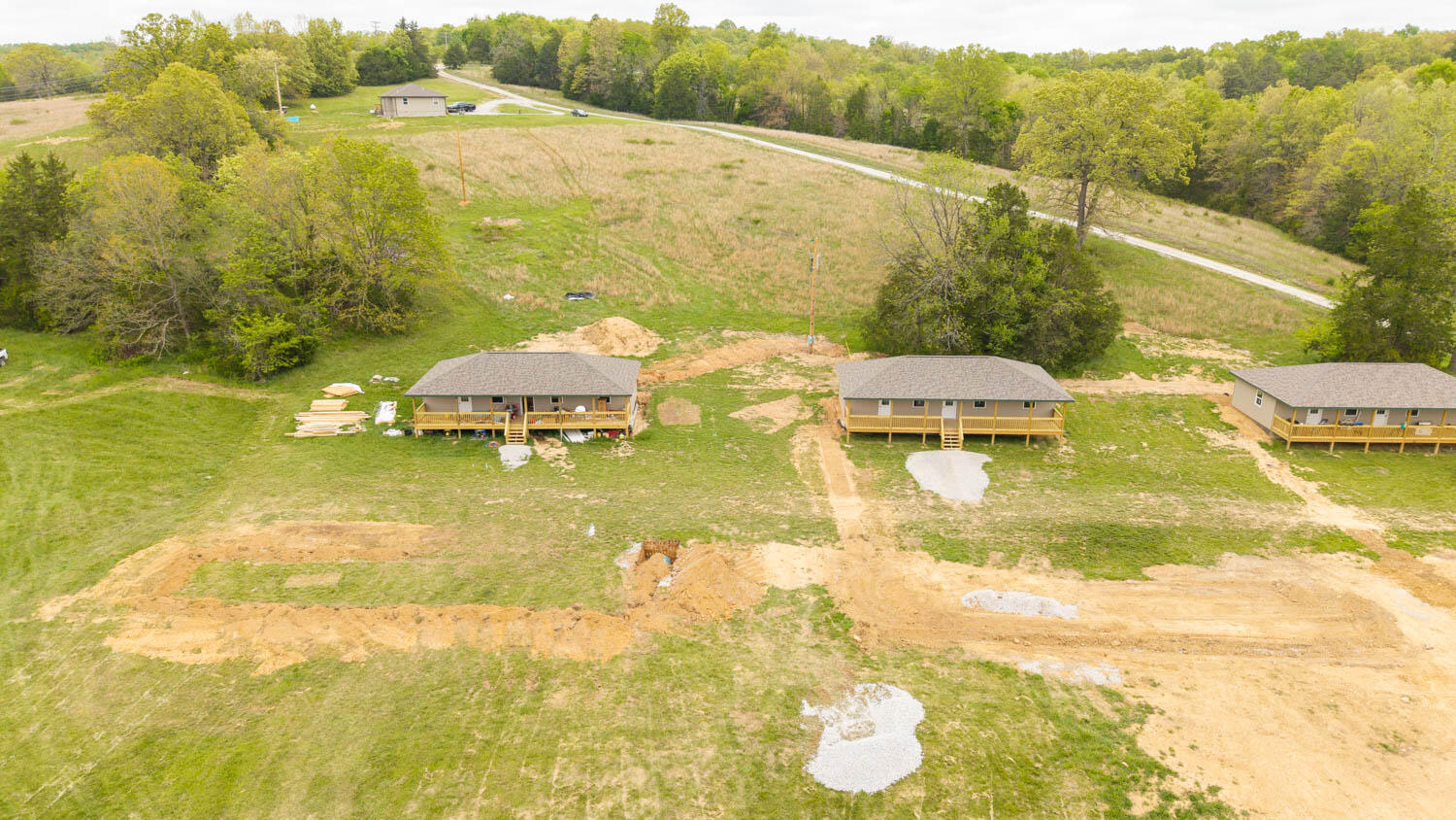 main property photo 14