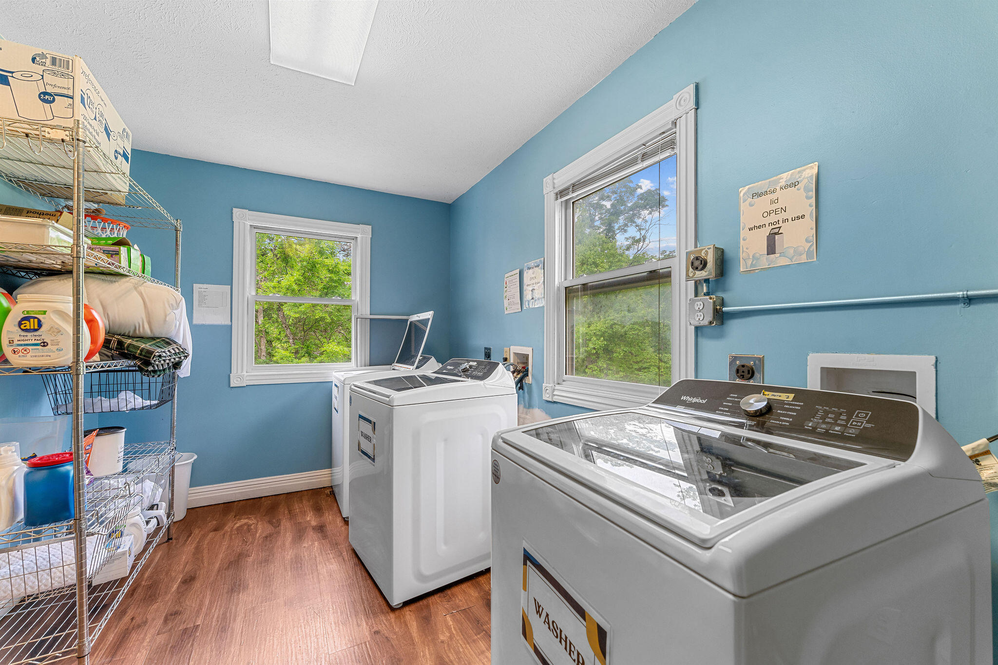 main property photo 28