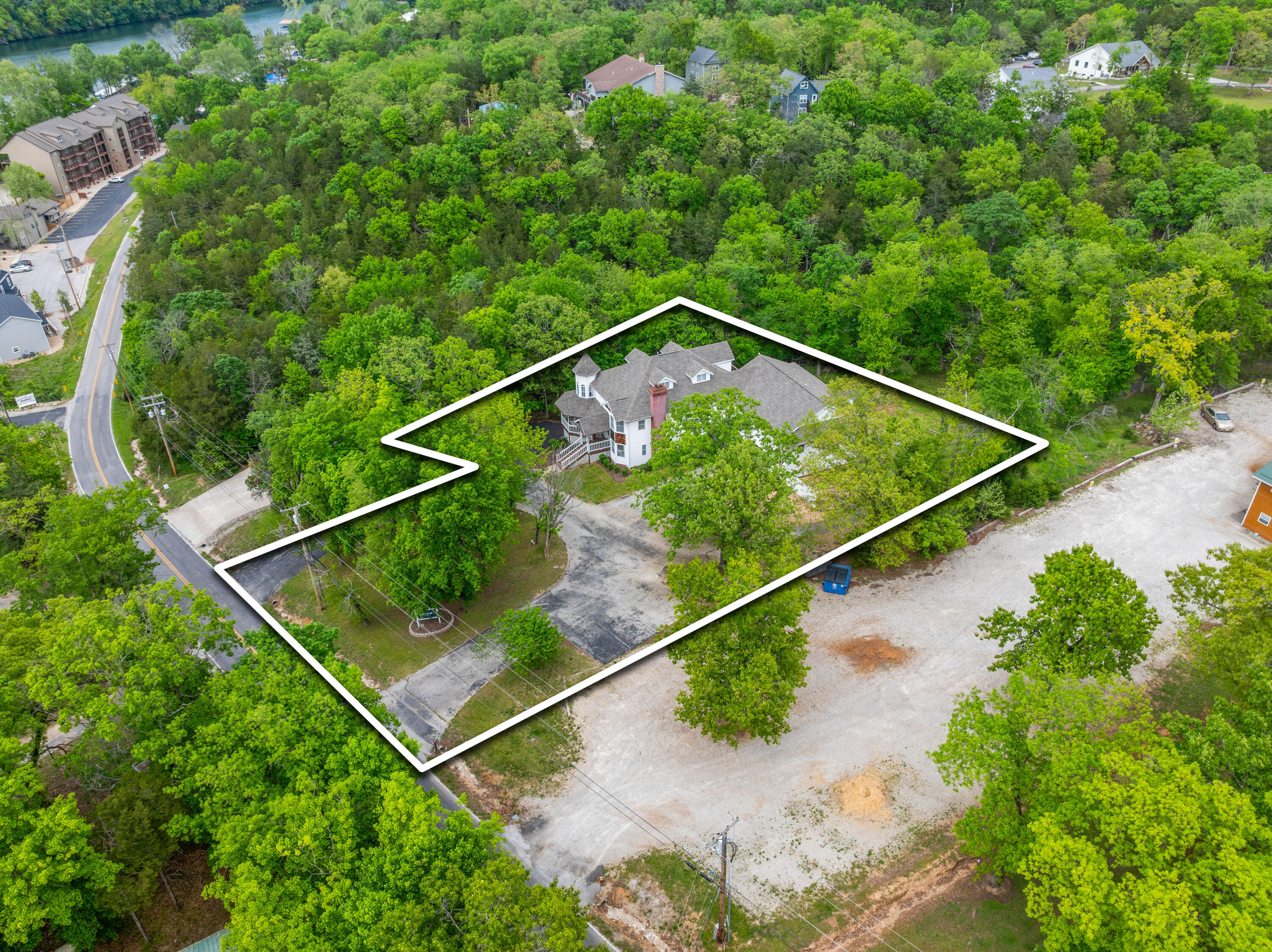 main property photo 3