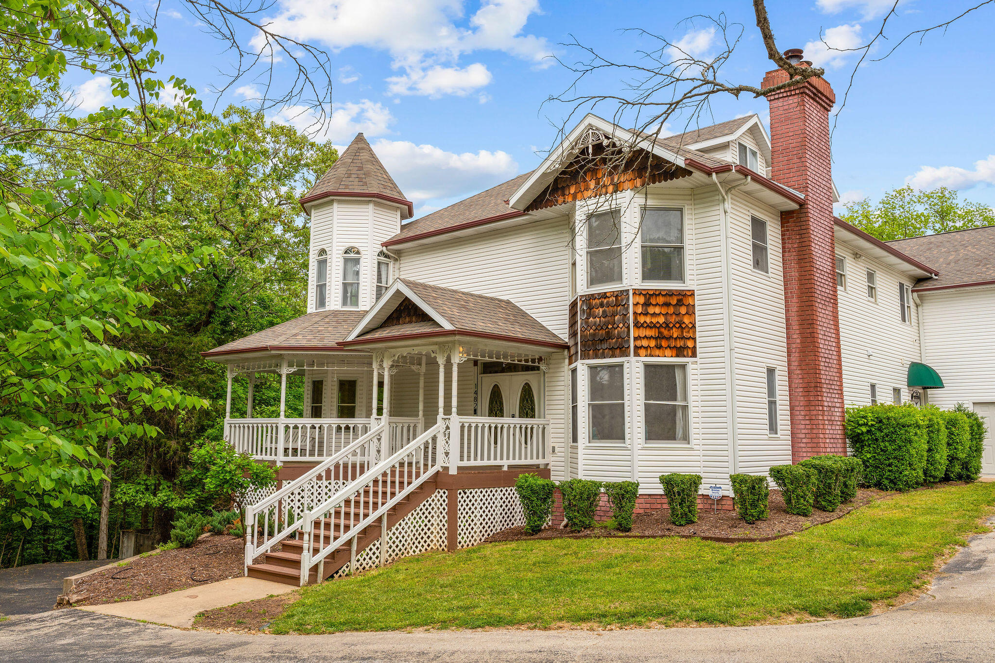main property photo 6