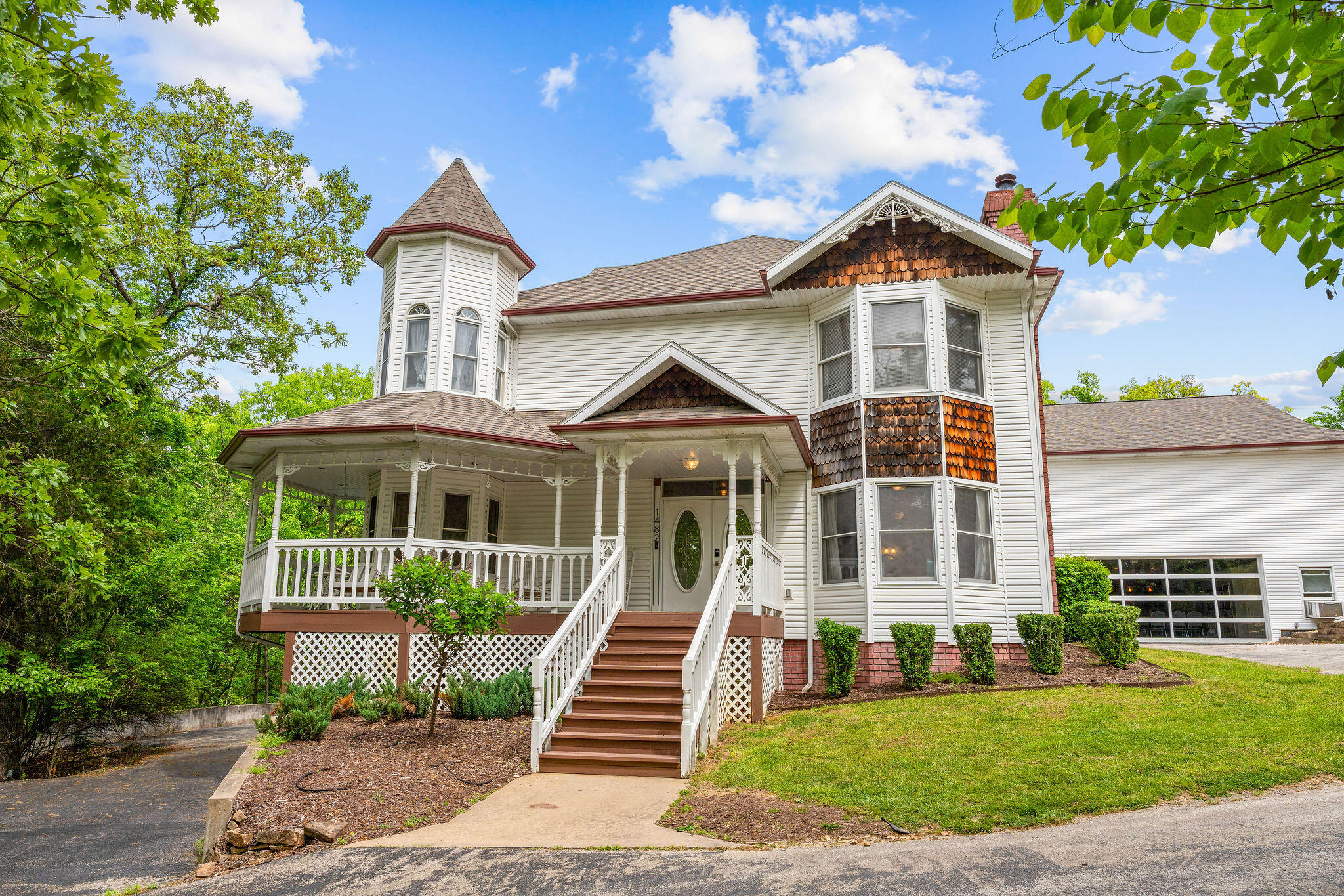 main property photo 8