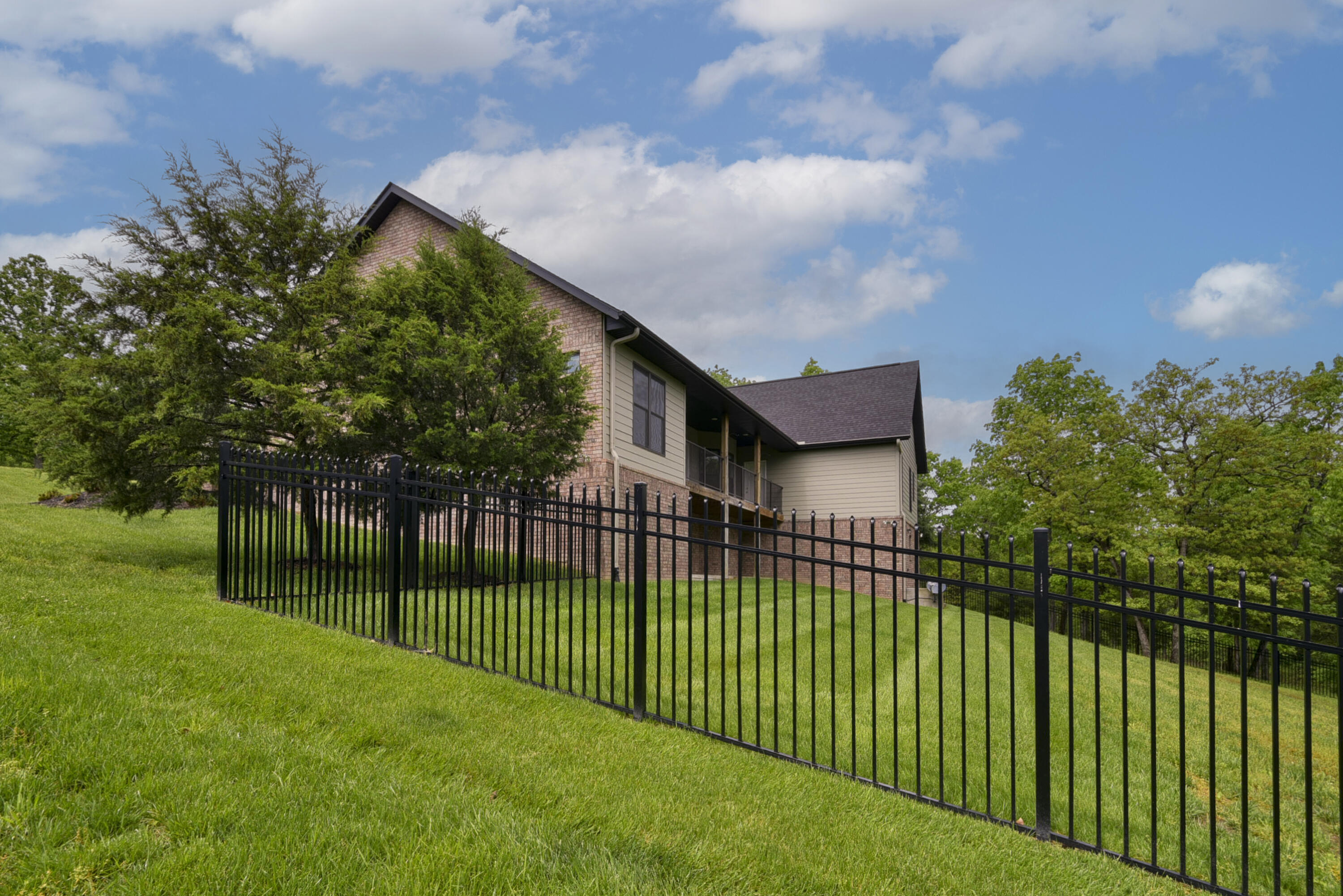 main property photo 43