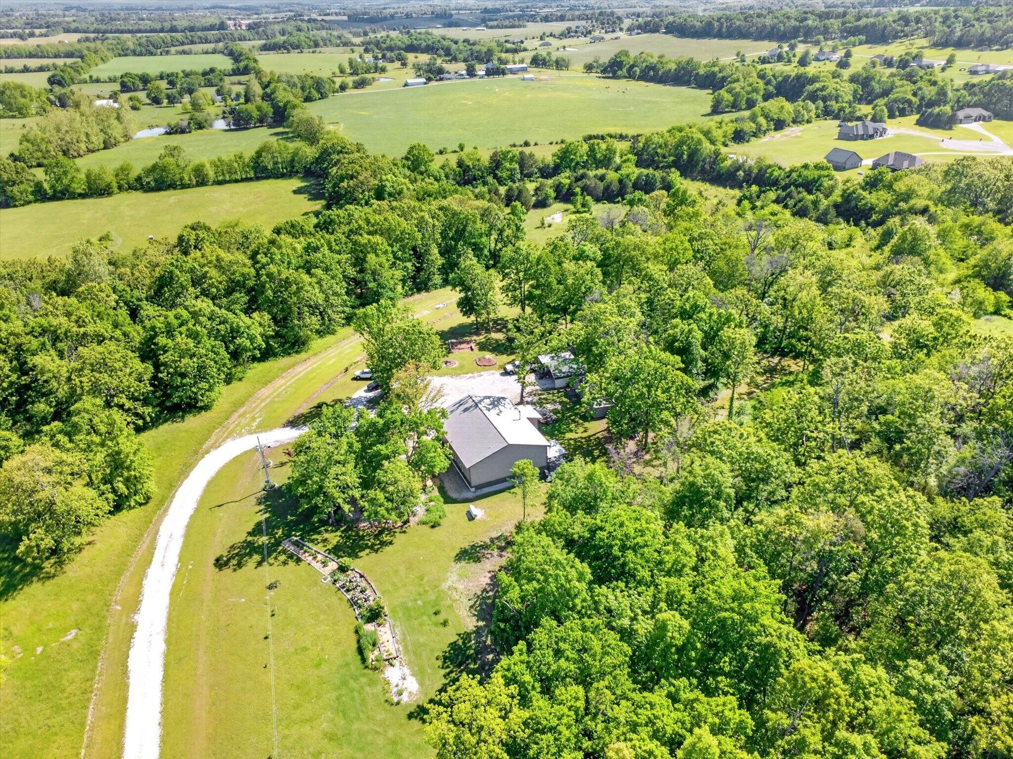 main property photo 41