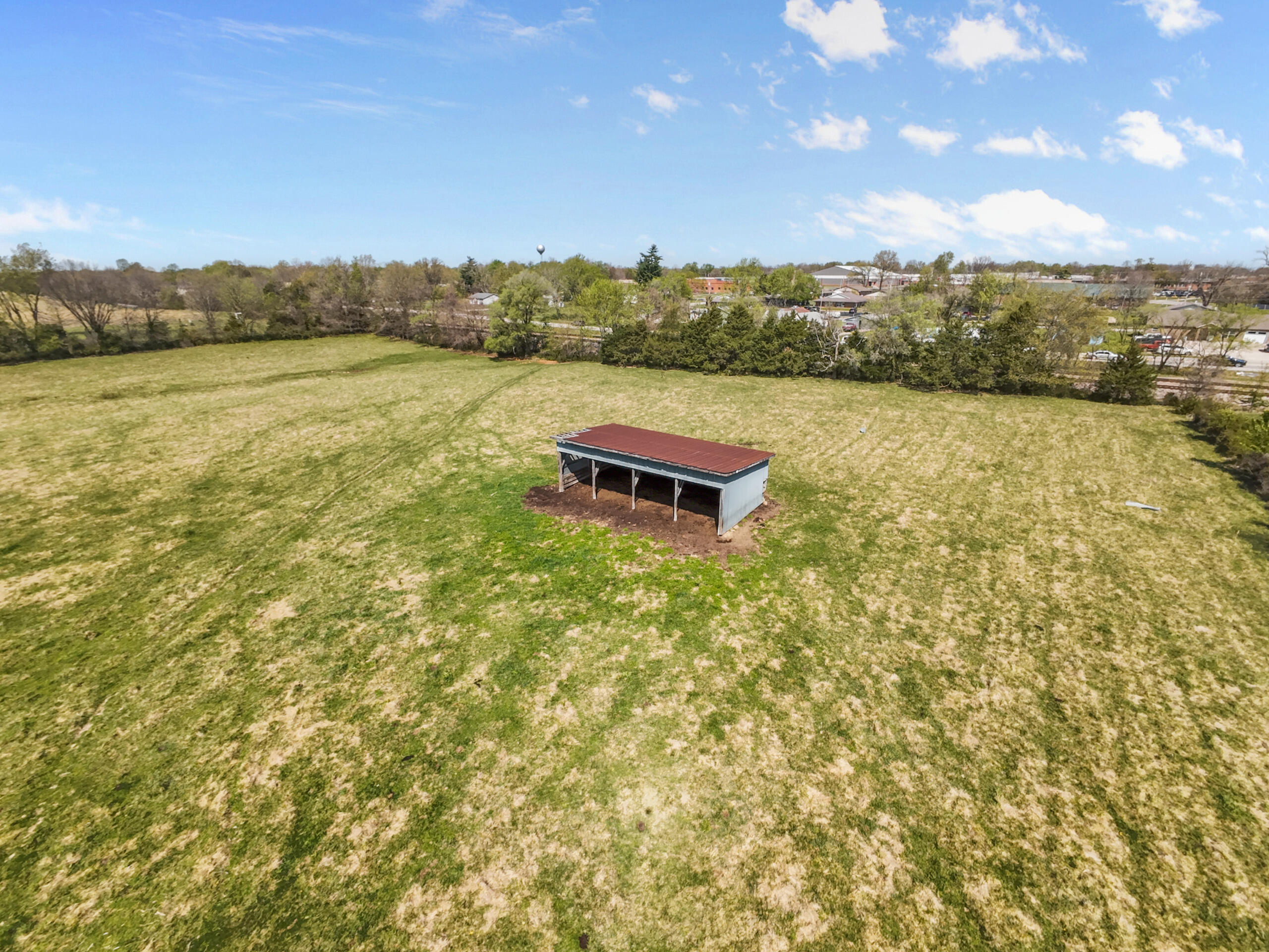 main property photo 19