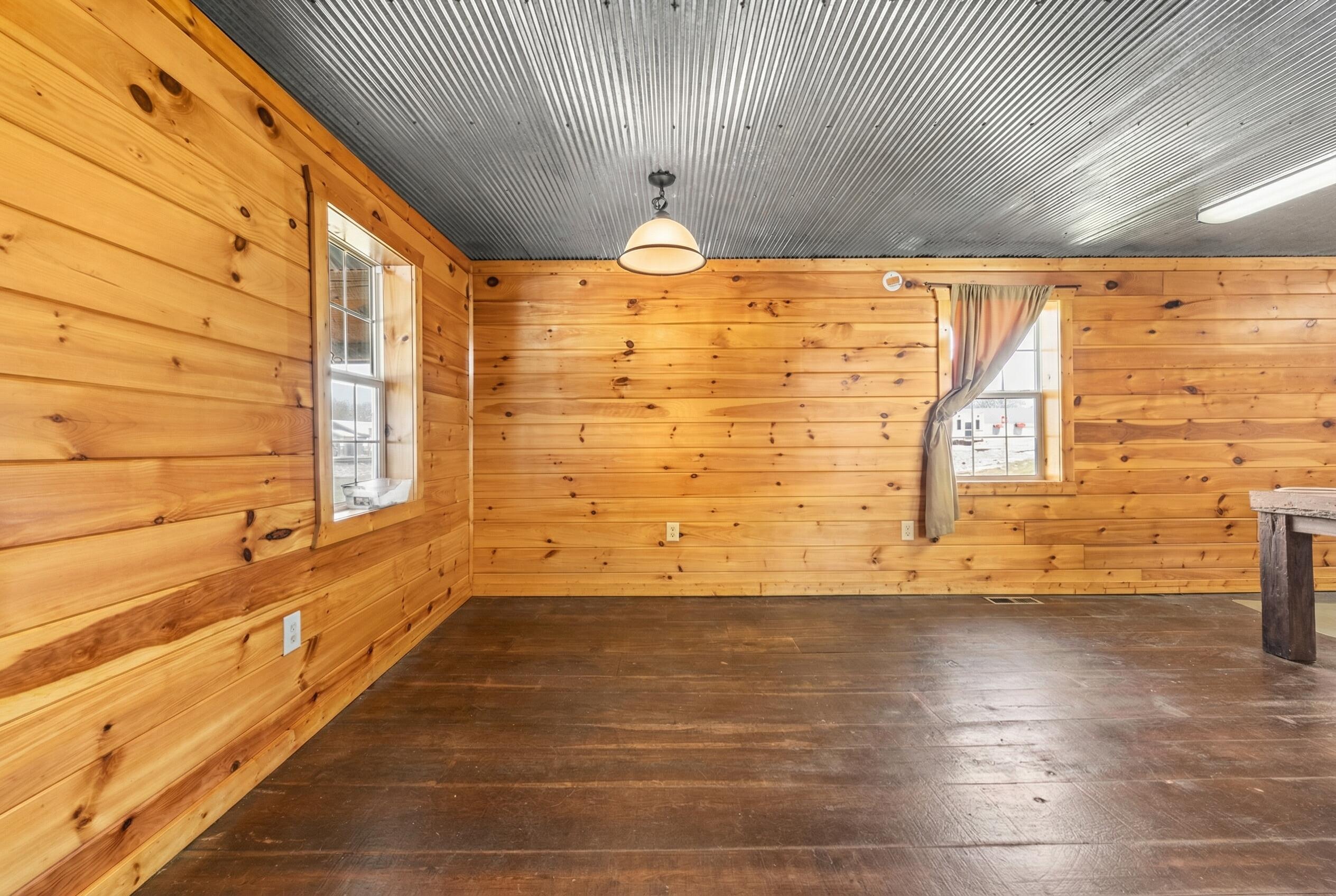 main property photo 89