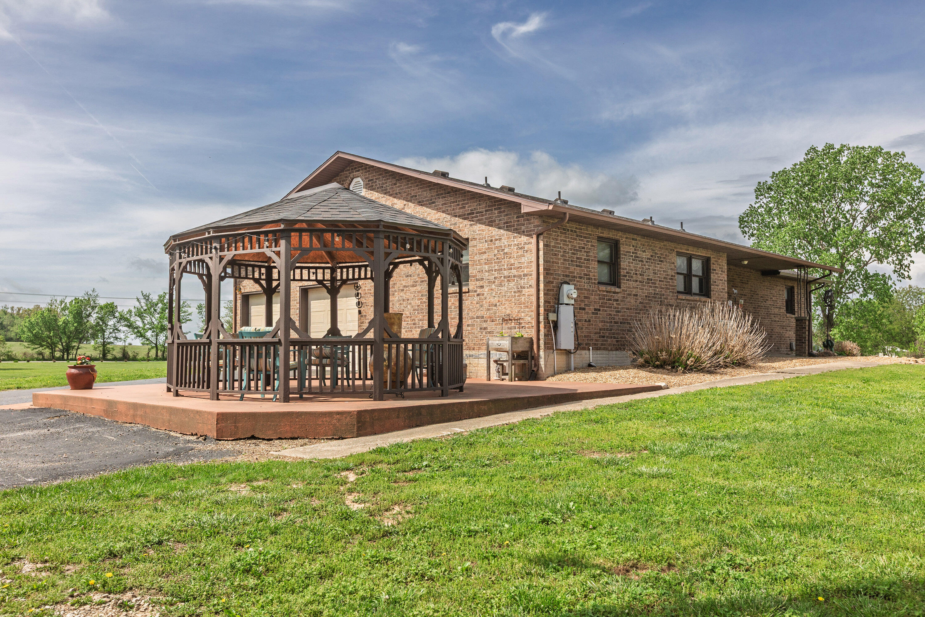 main property photo 60