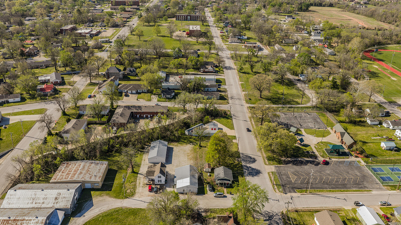 main property photo 13