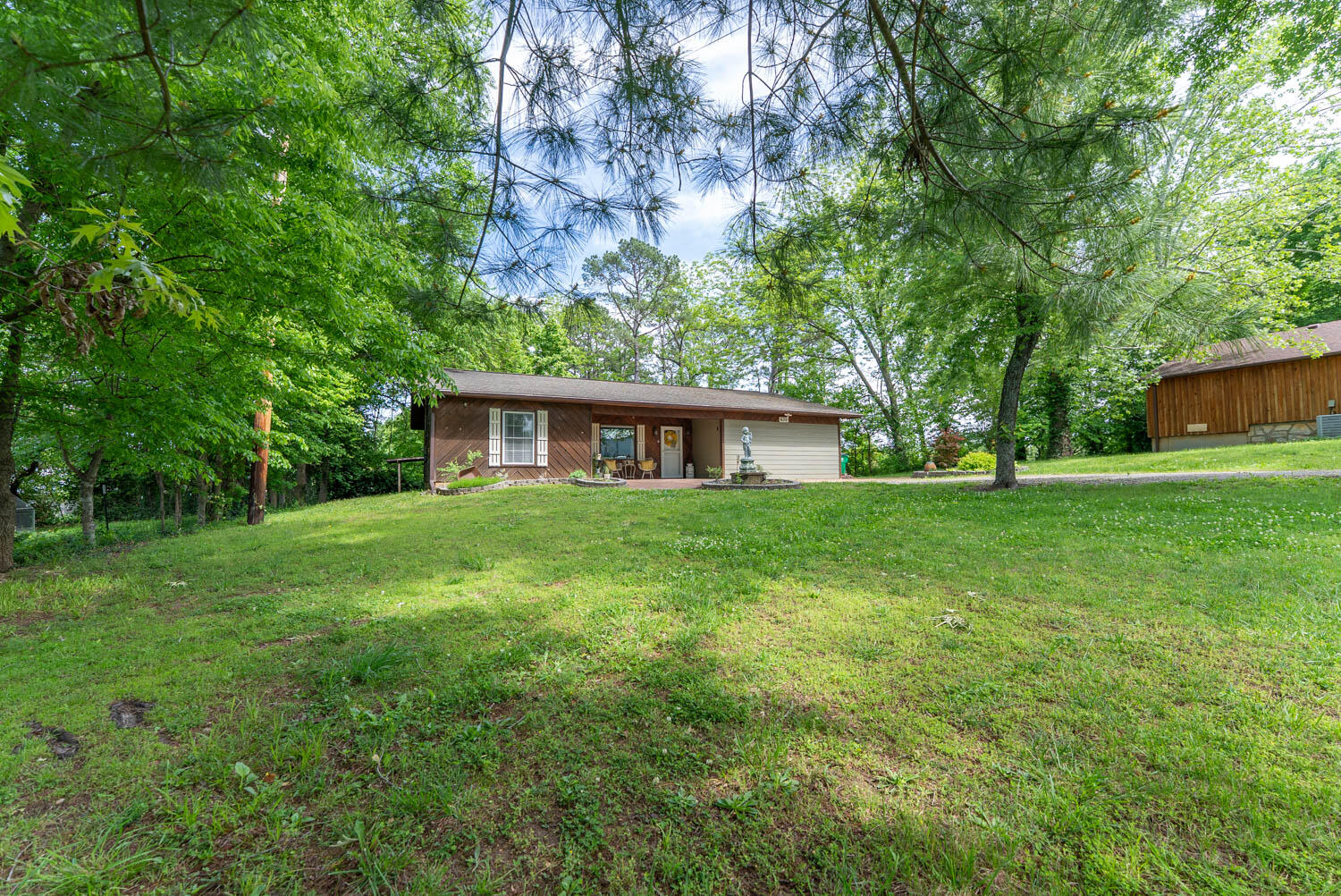 main property photo 68