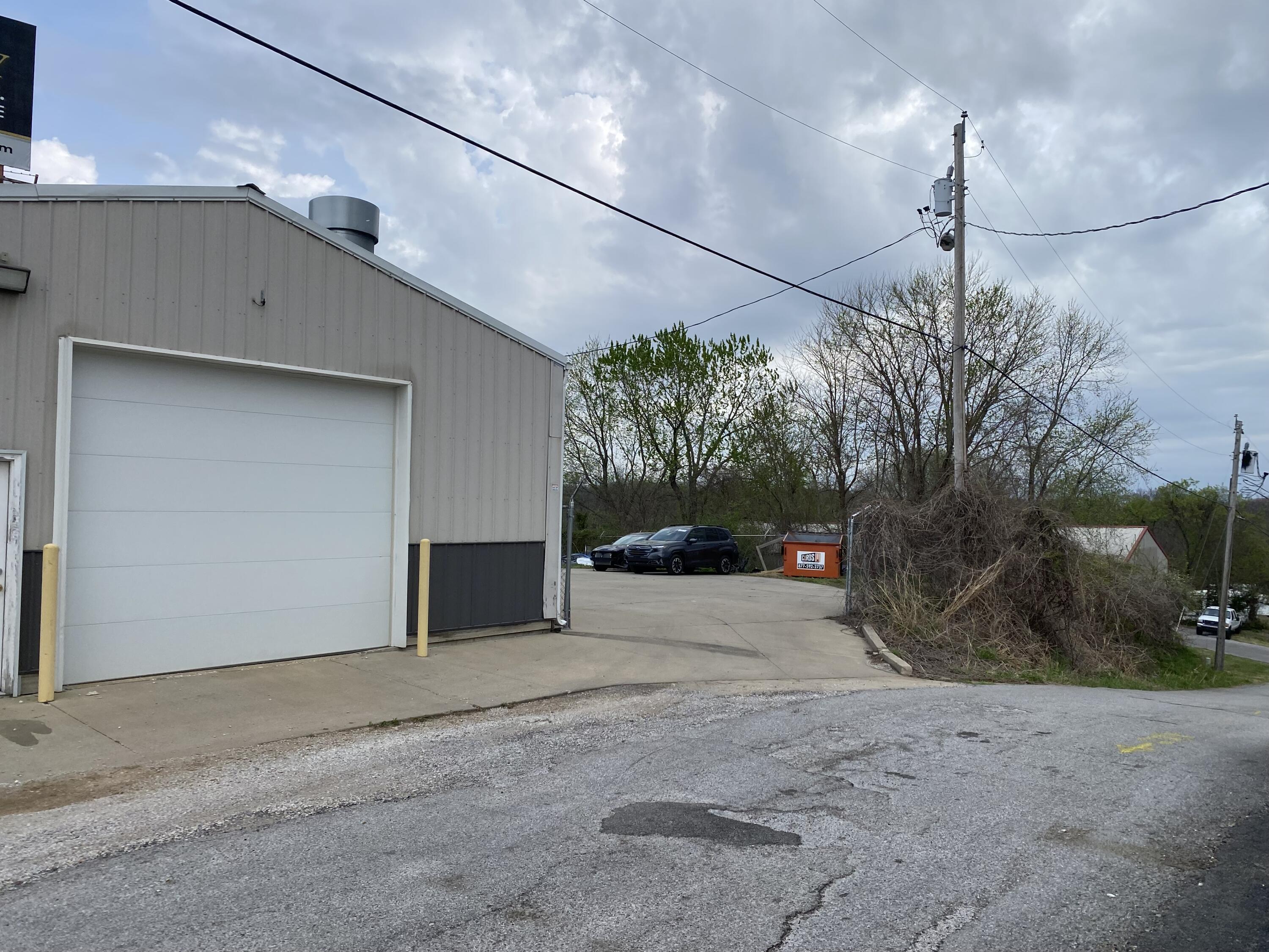 main property photo 4