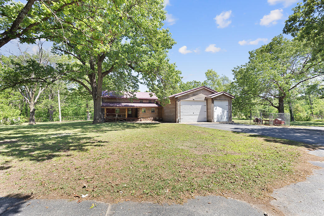 main property photo 3