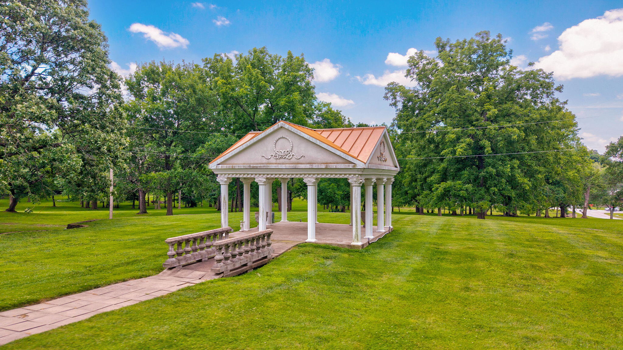 main property photo 99
