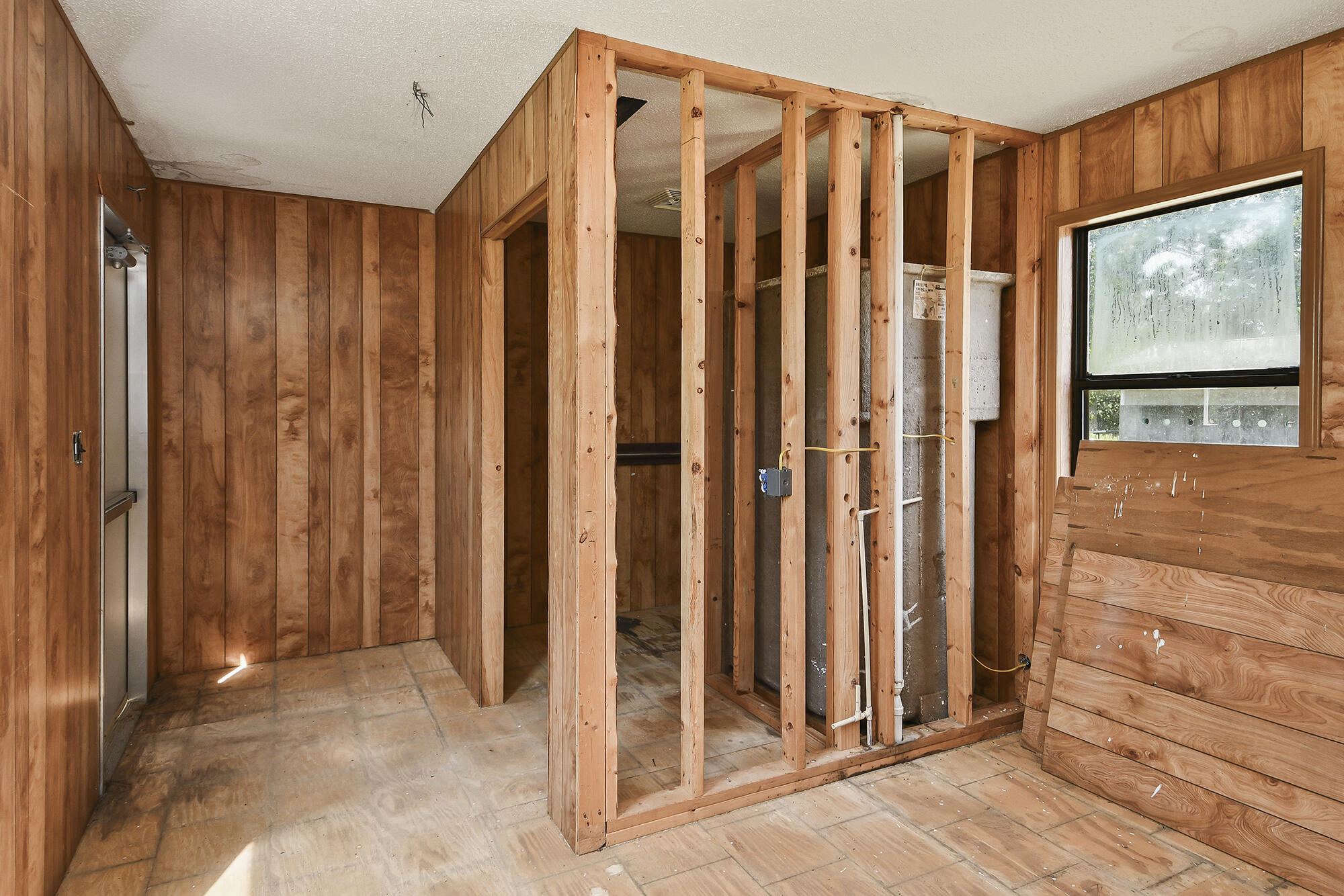 main property photo 111