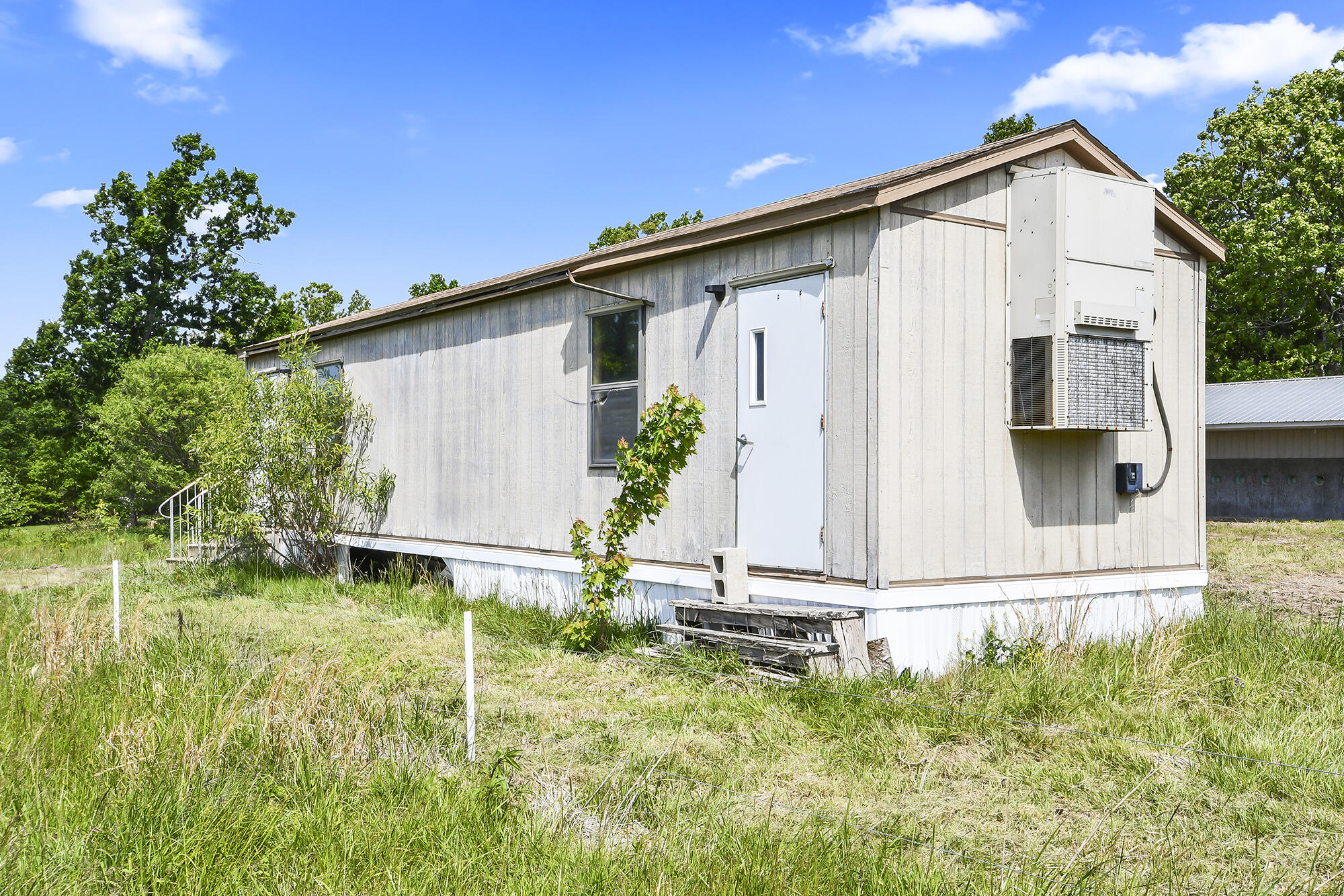 main property photo 107