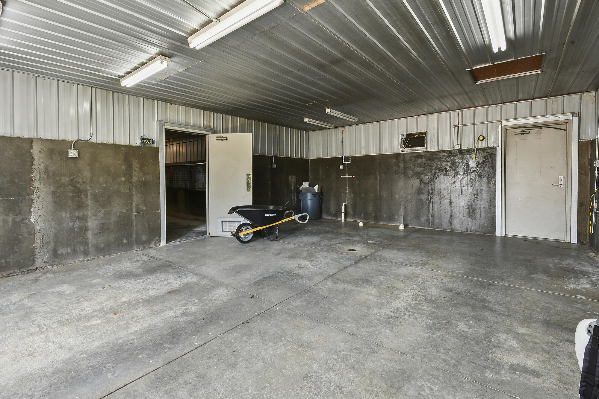 main property photo 115