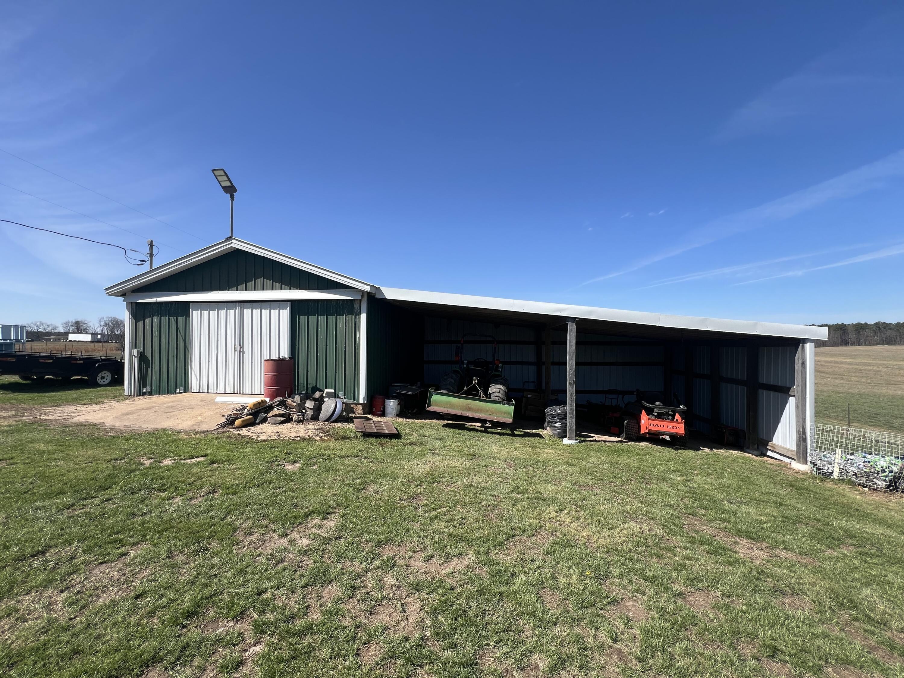 main property photo 57
