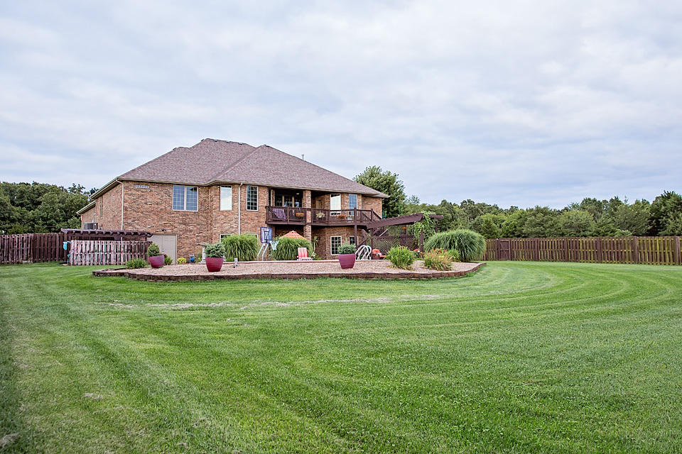main property photo 76