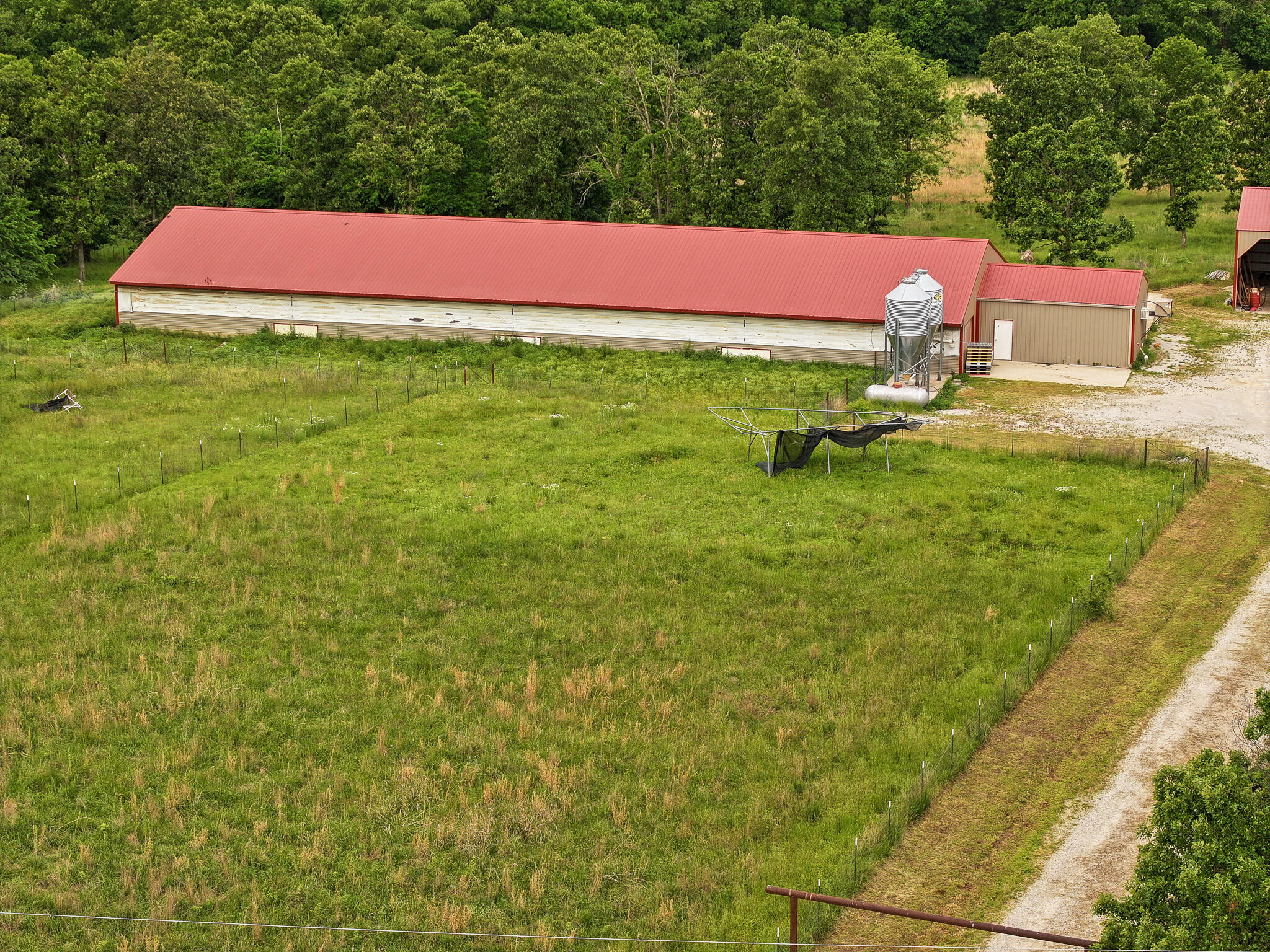 main property photo 17