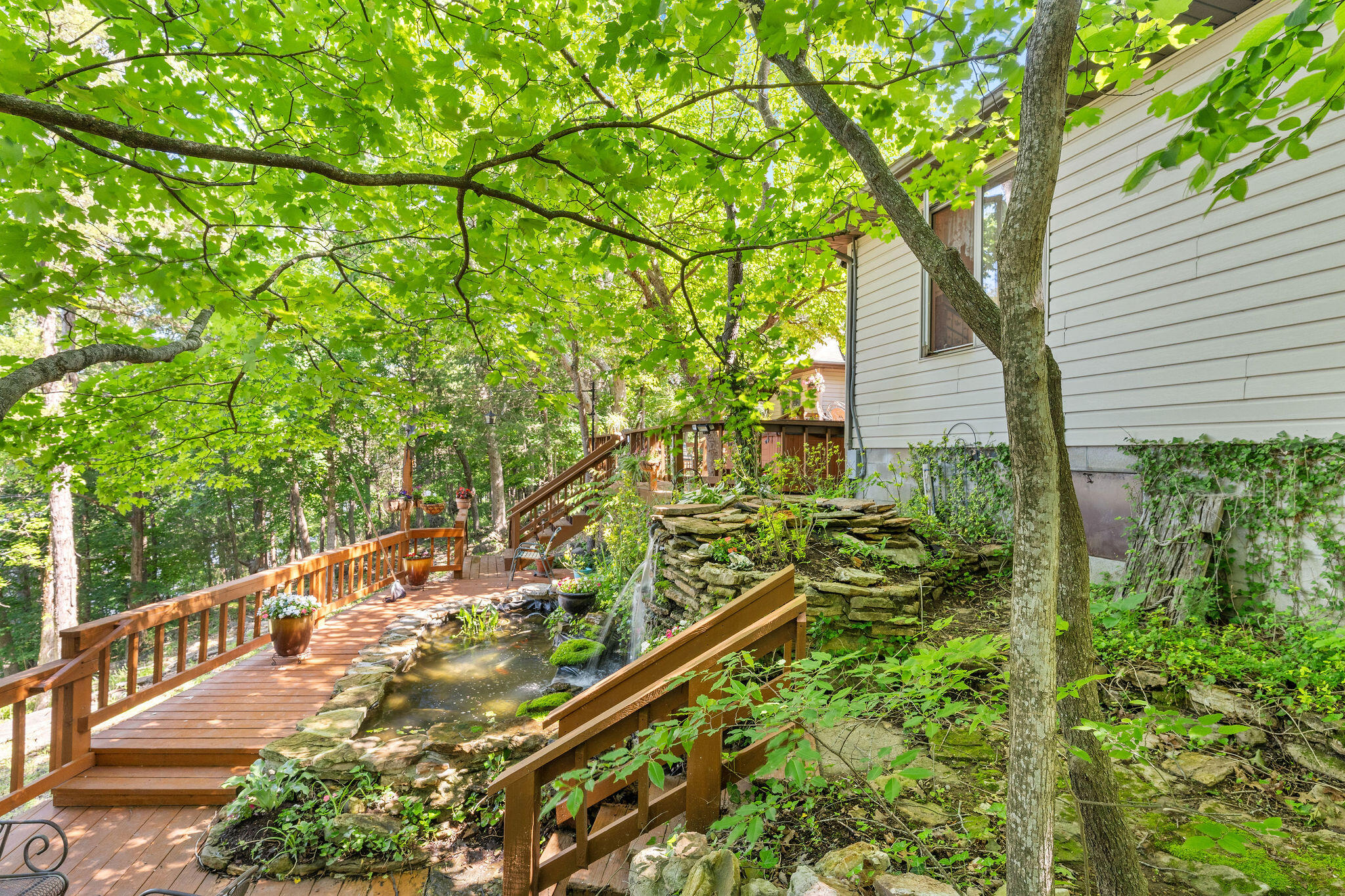 main property photo 34