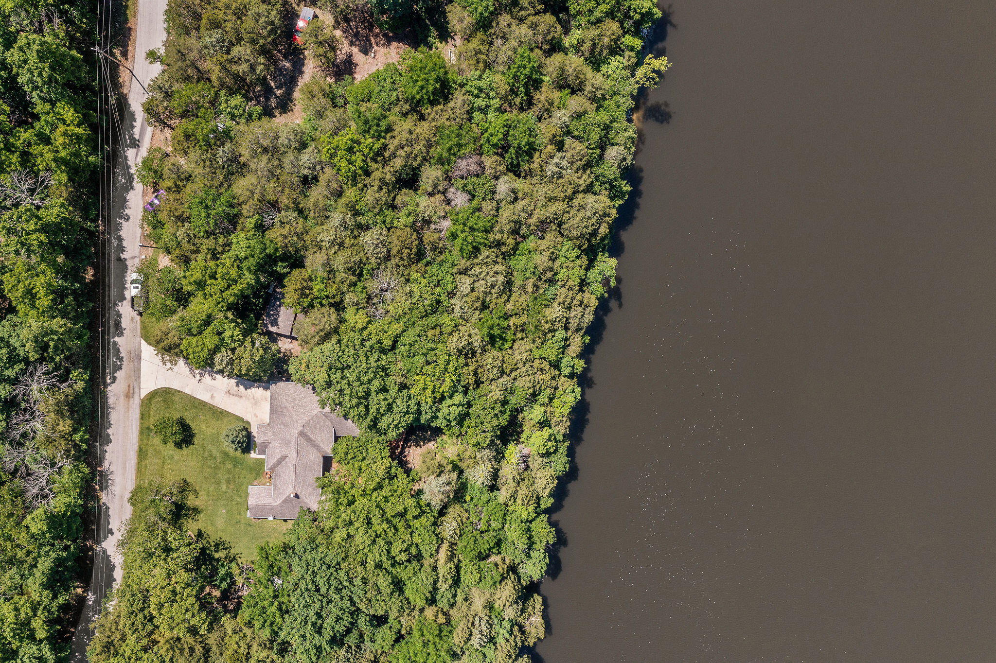 main property photo 41