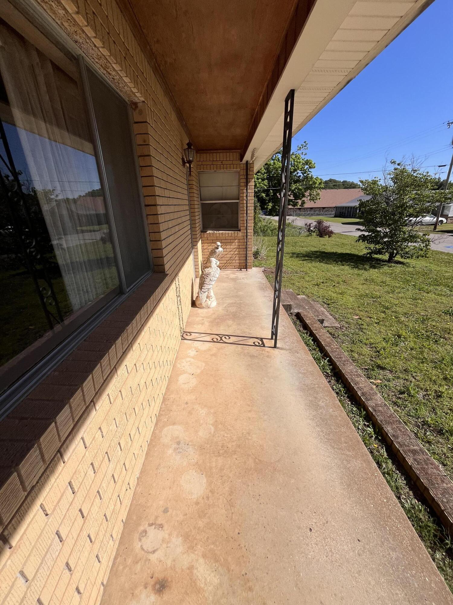 main property photo 18