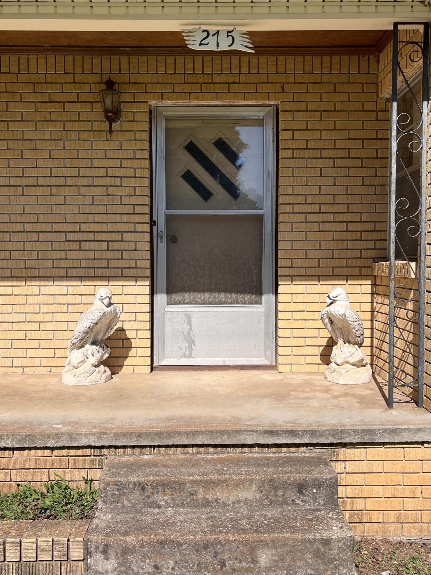 main property photo 19