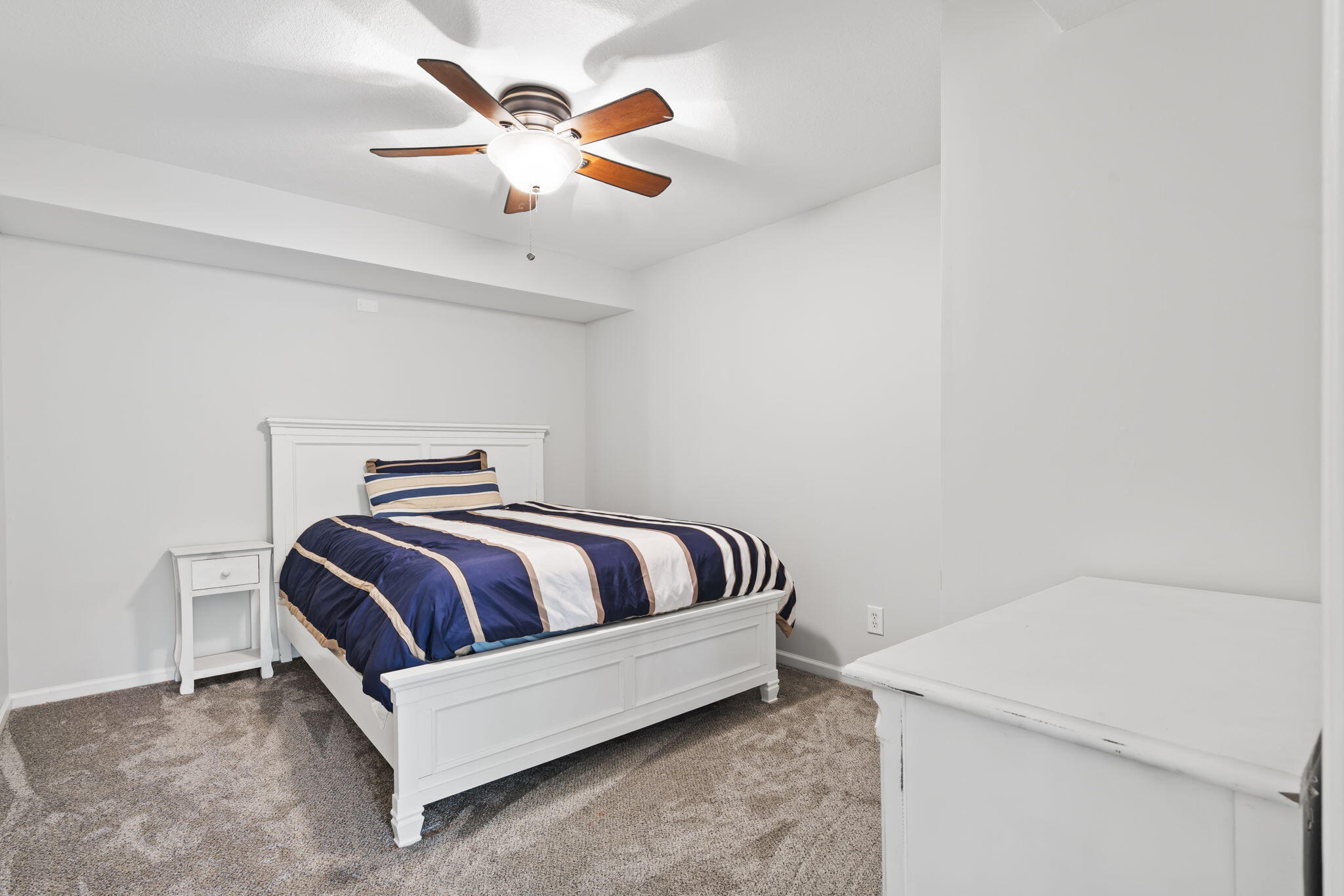 main property photo 70