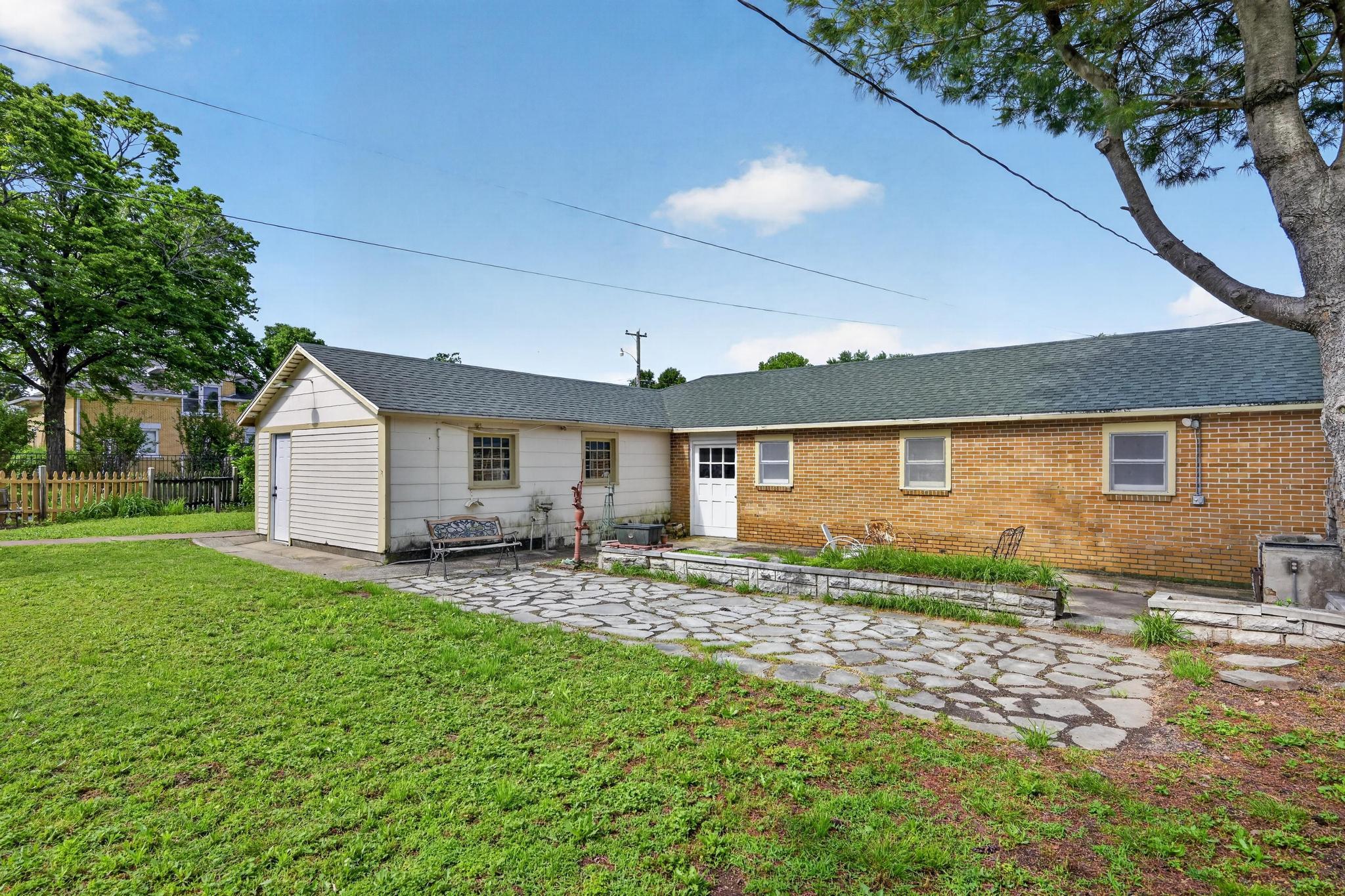 main property photo 70