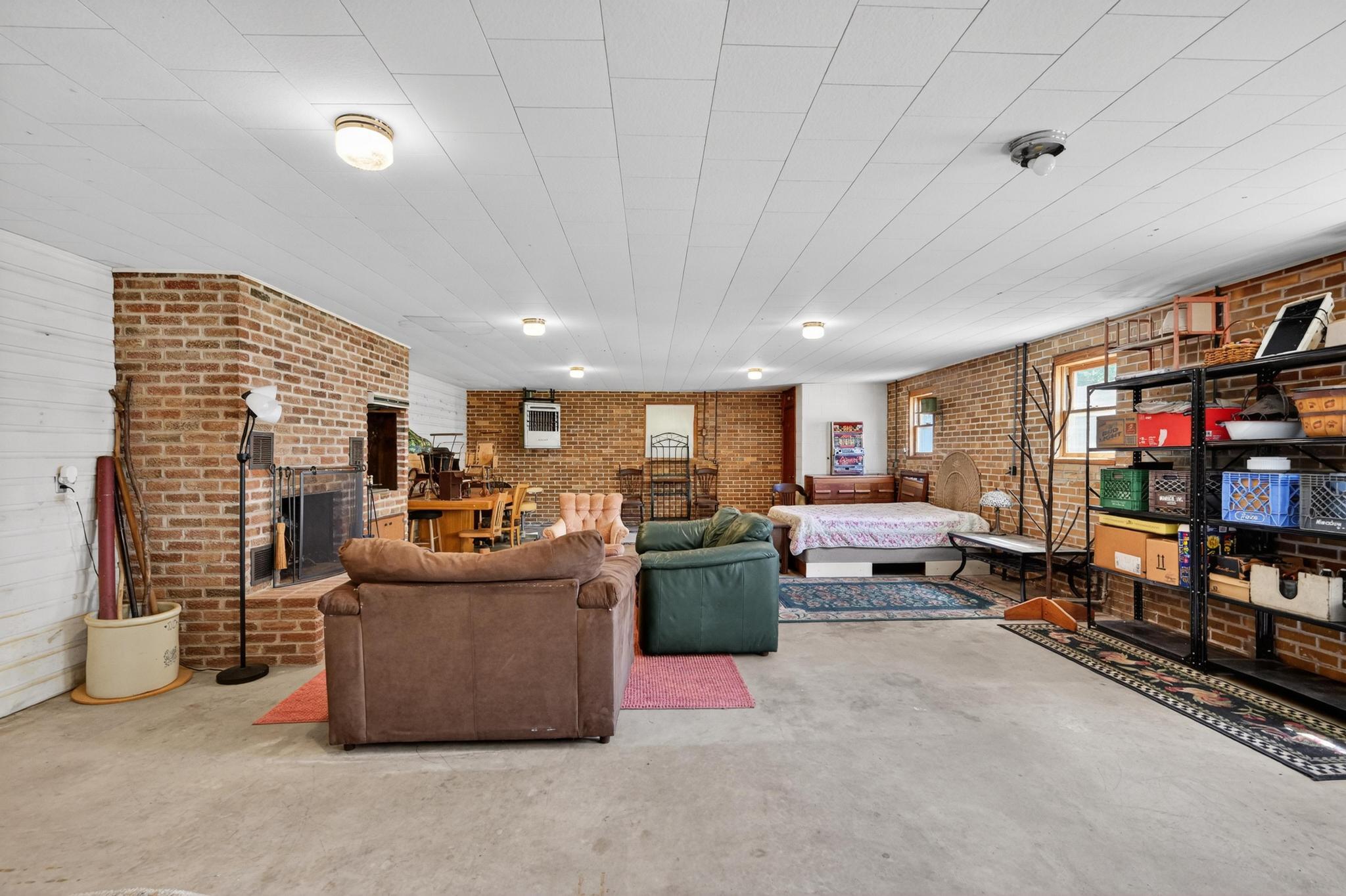 main property photo 73