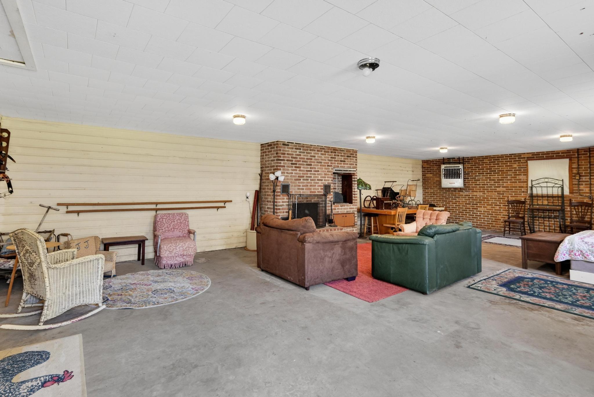 main property photo 74