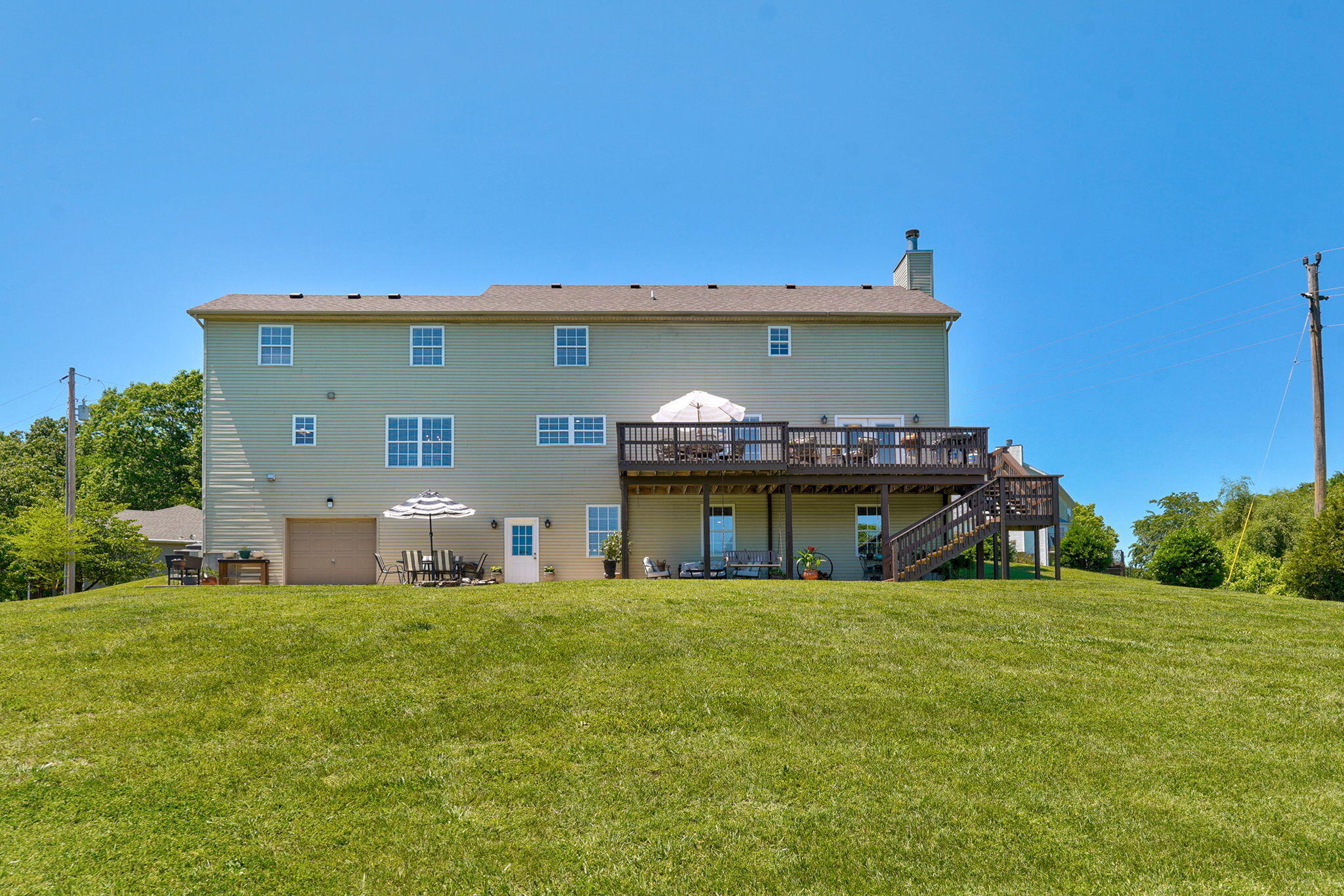 main property photo 41