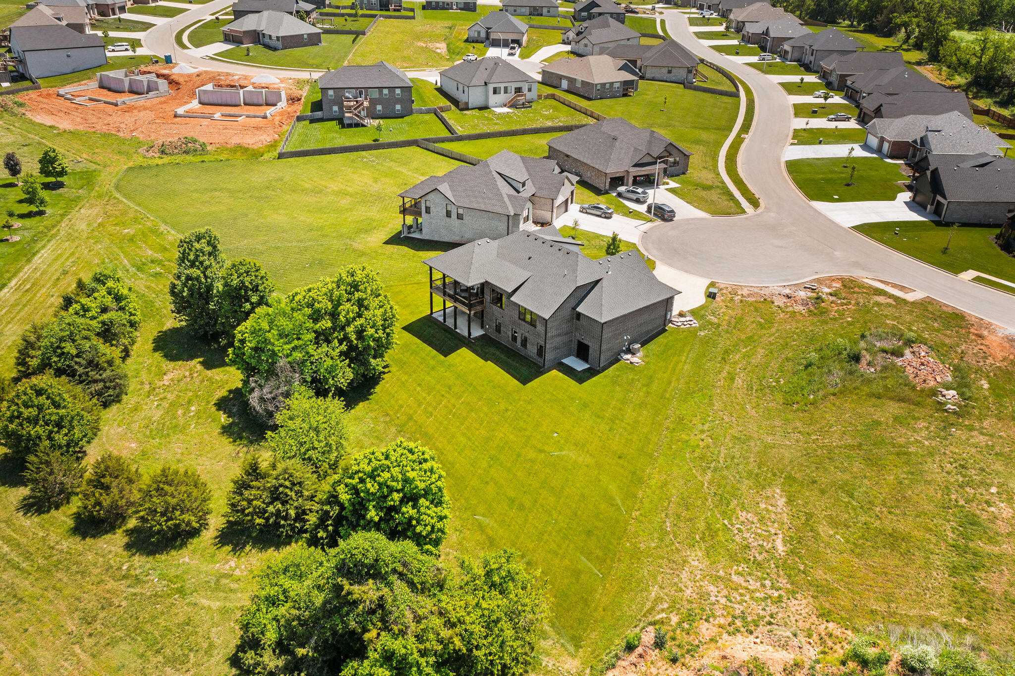 main property photo 51