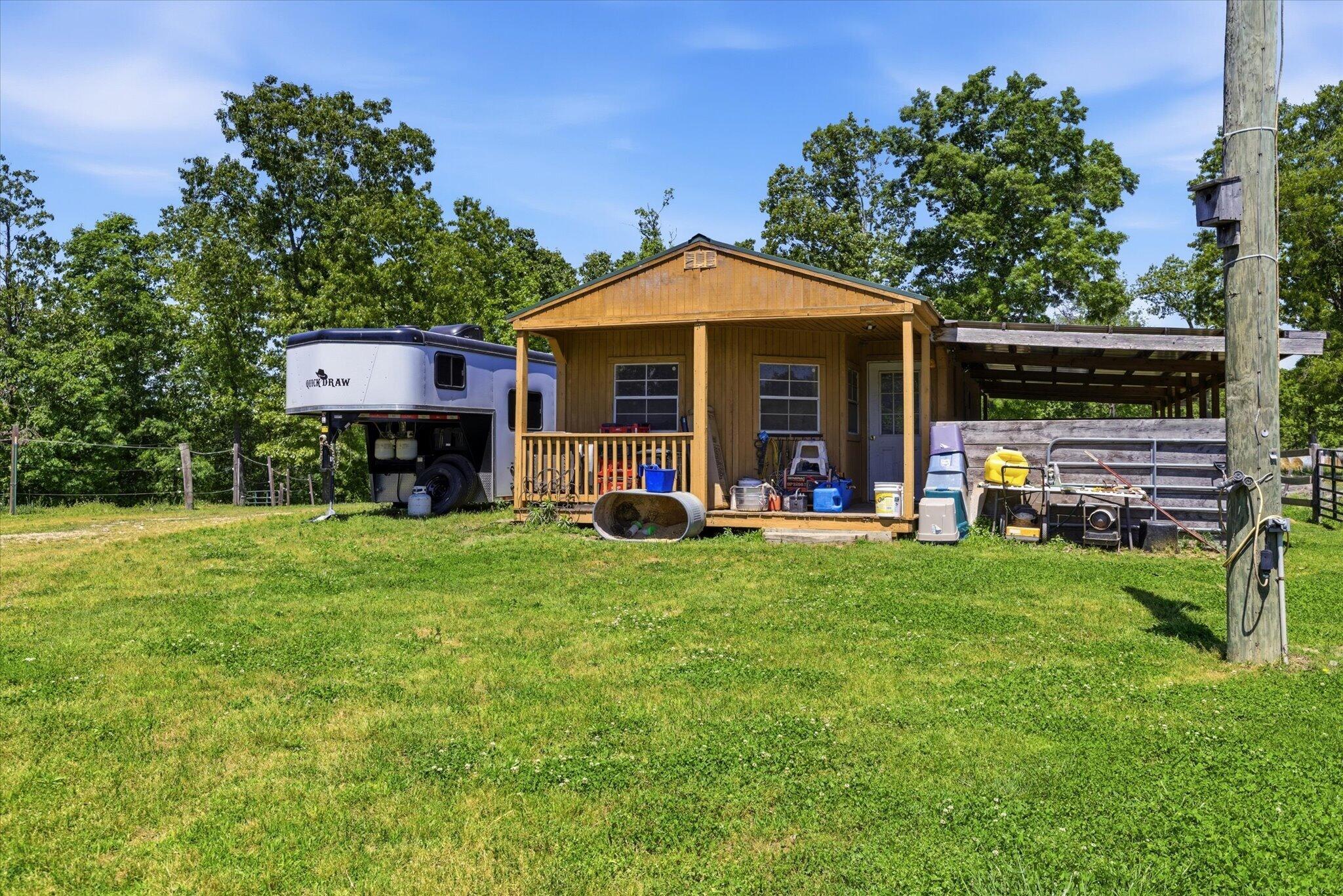 main property photo 17