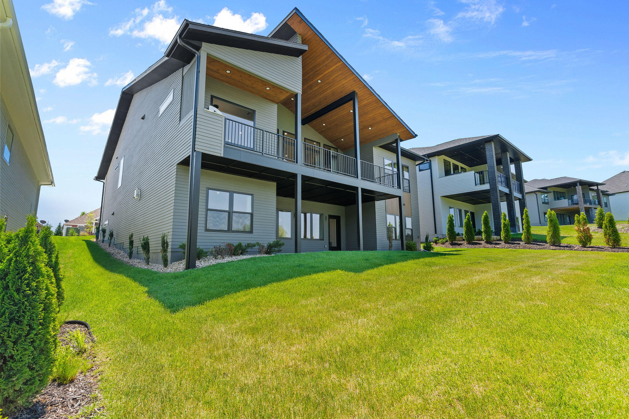 main property photo 60