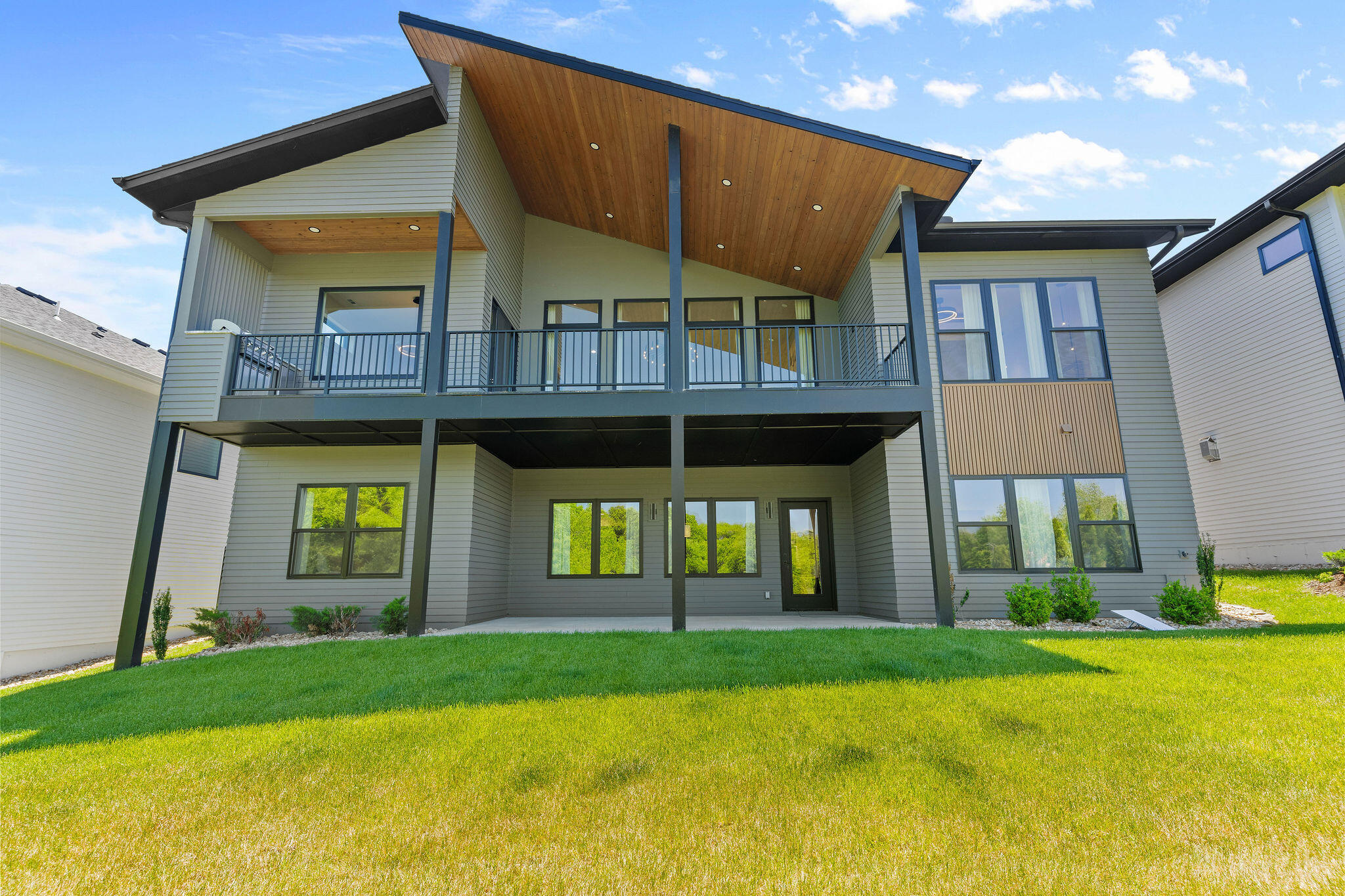 main property photo 61