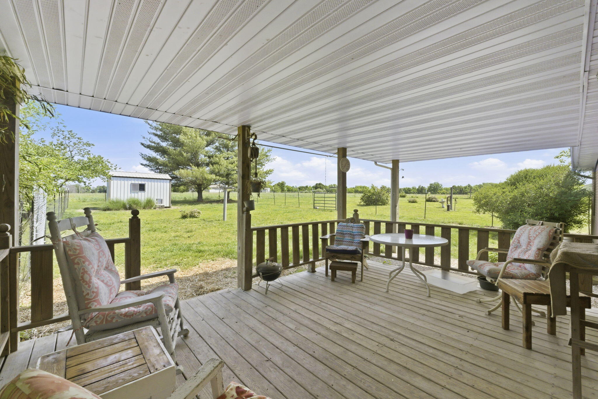 main property photo 18