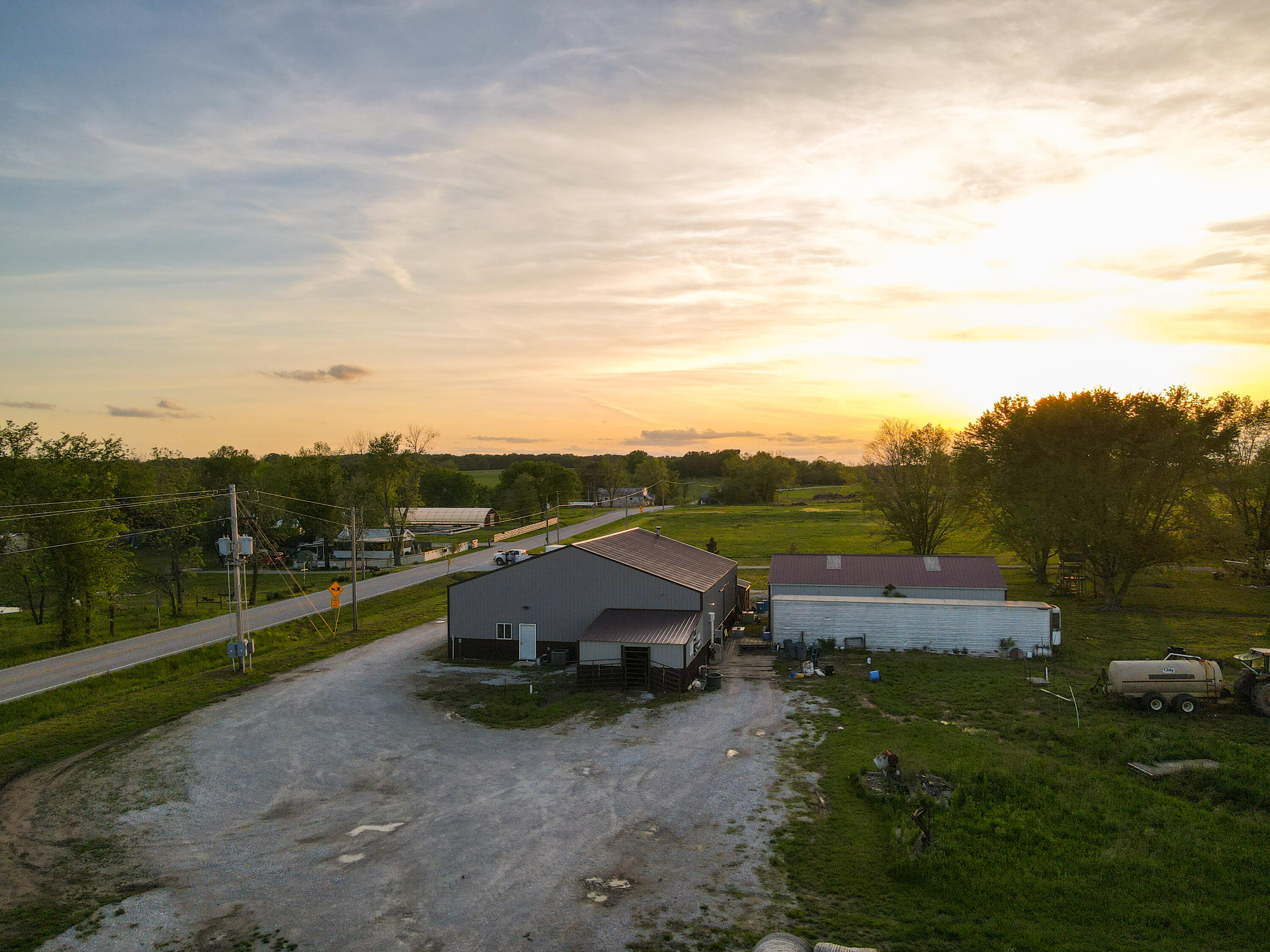 main property photo 23