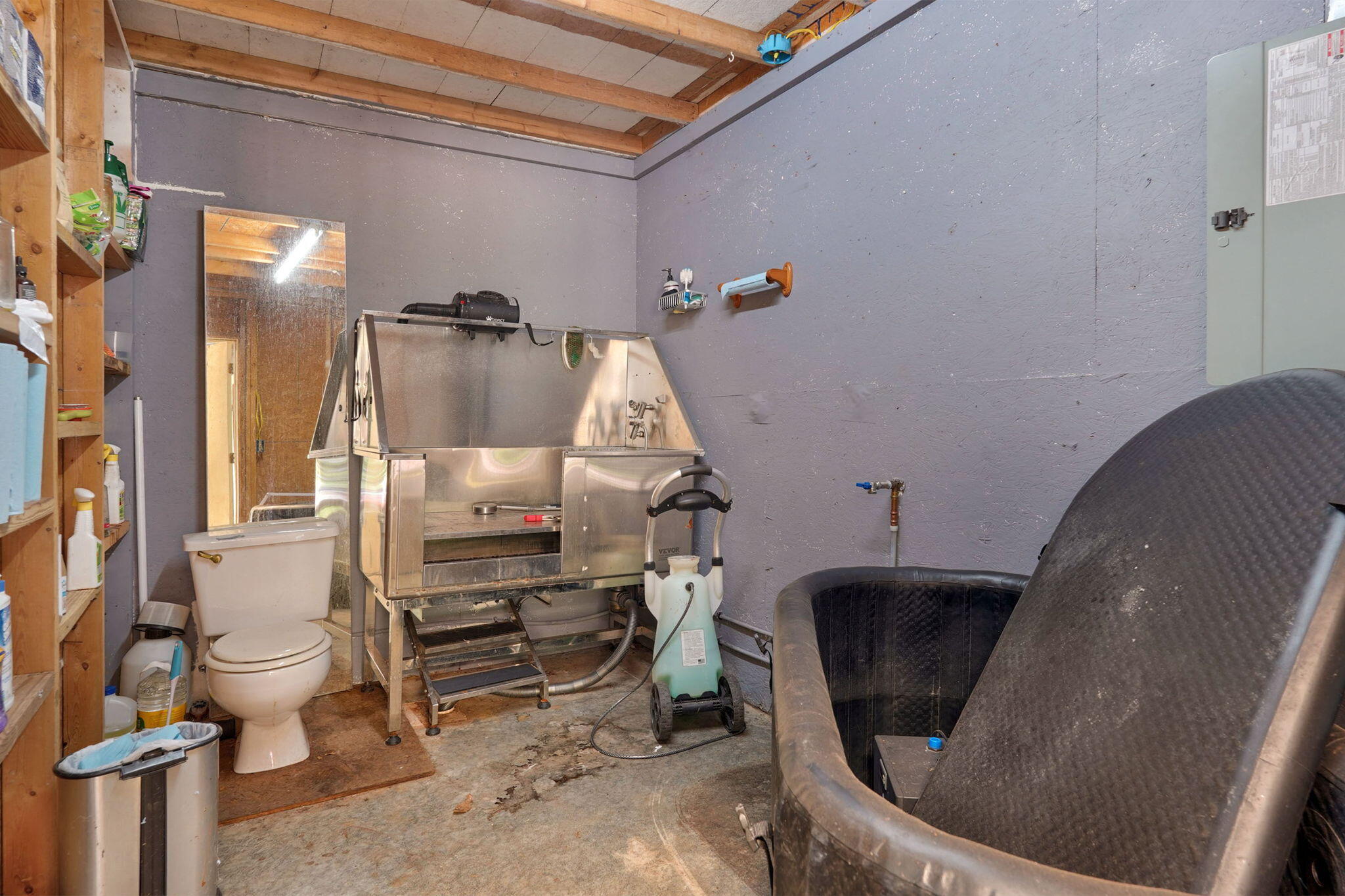 main property photo 40