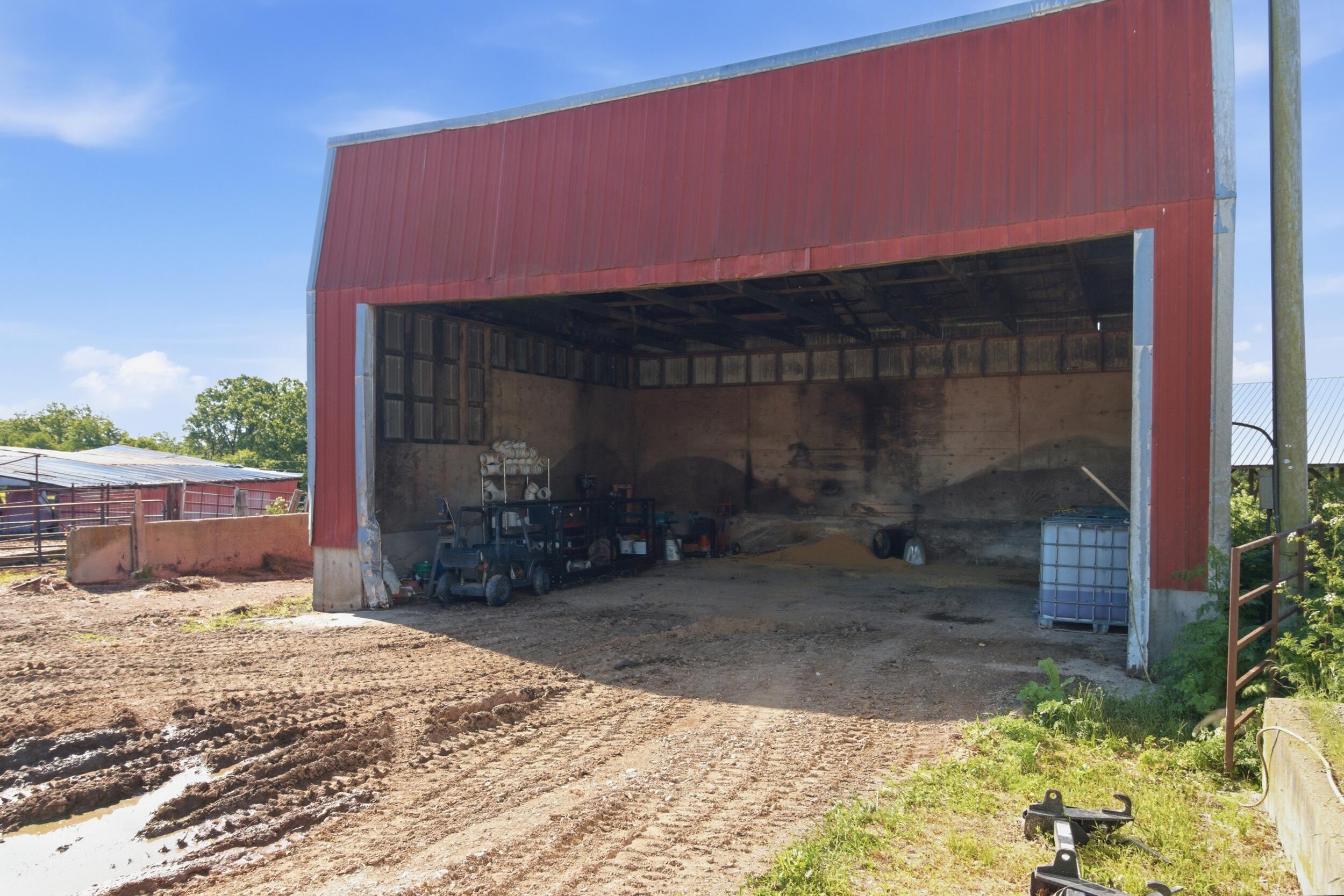 main property photo 43